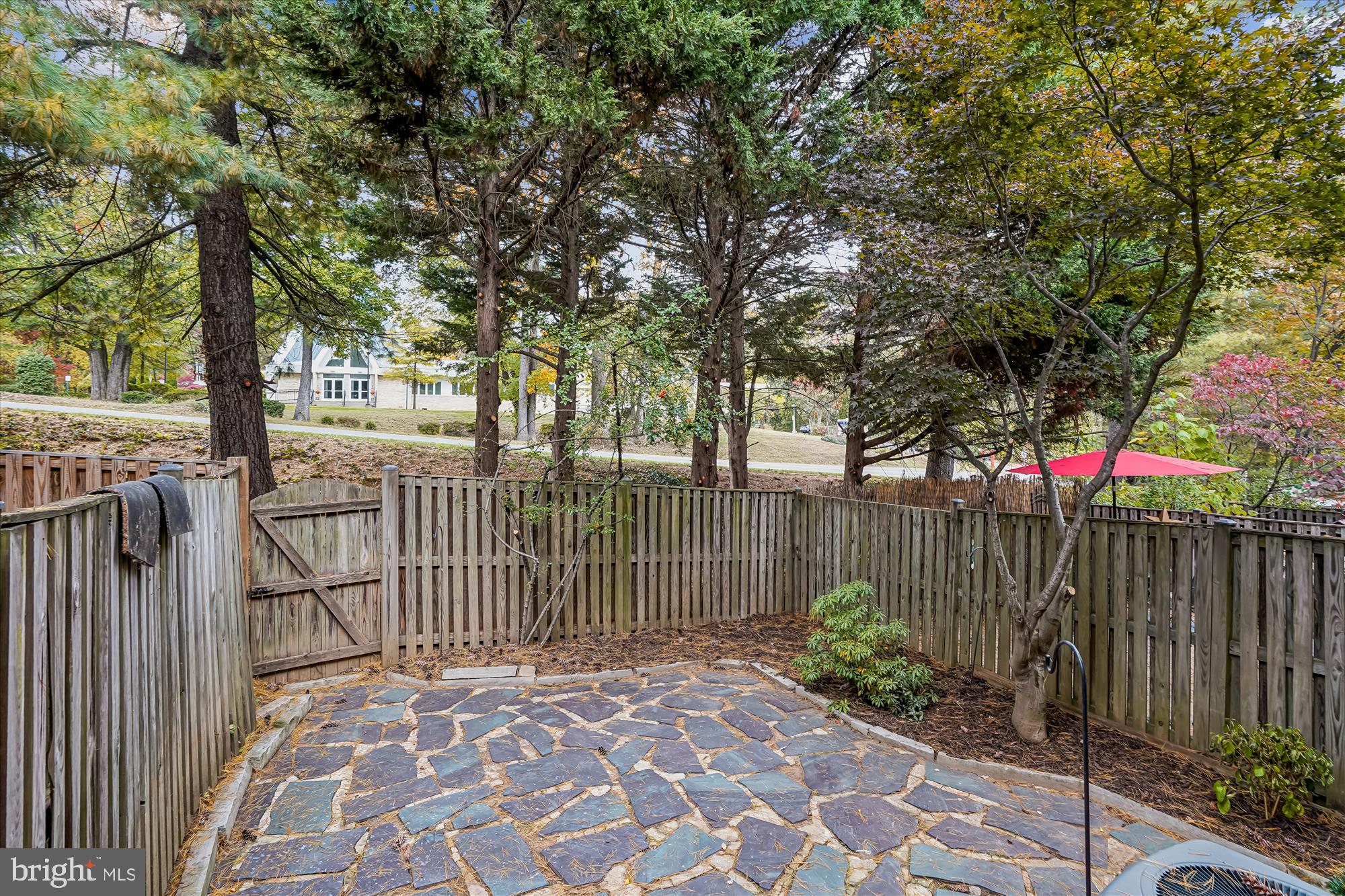 CHURCHILL SQUARE - Residential