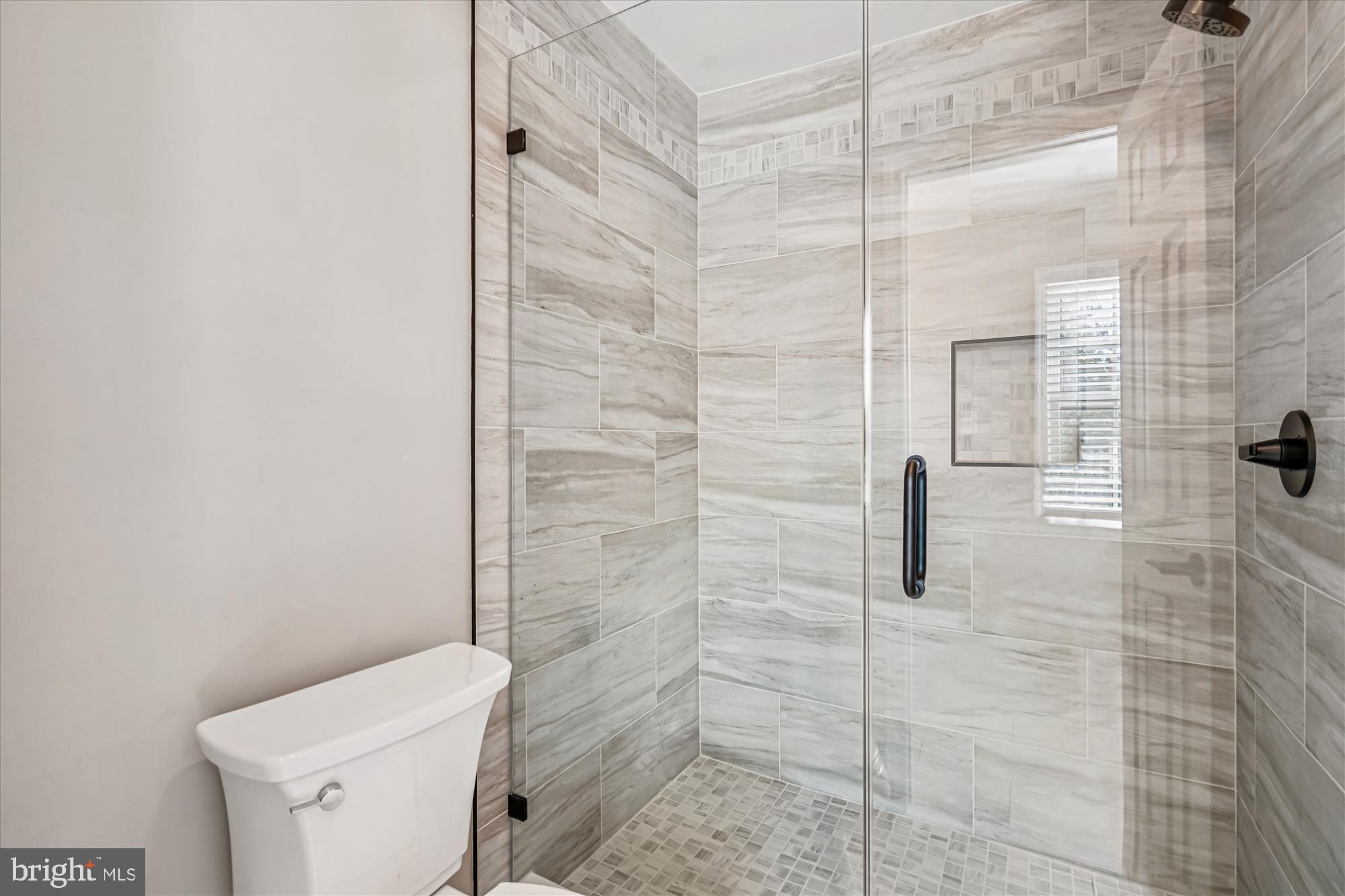 CHURCHILL SQUARE - Residential