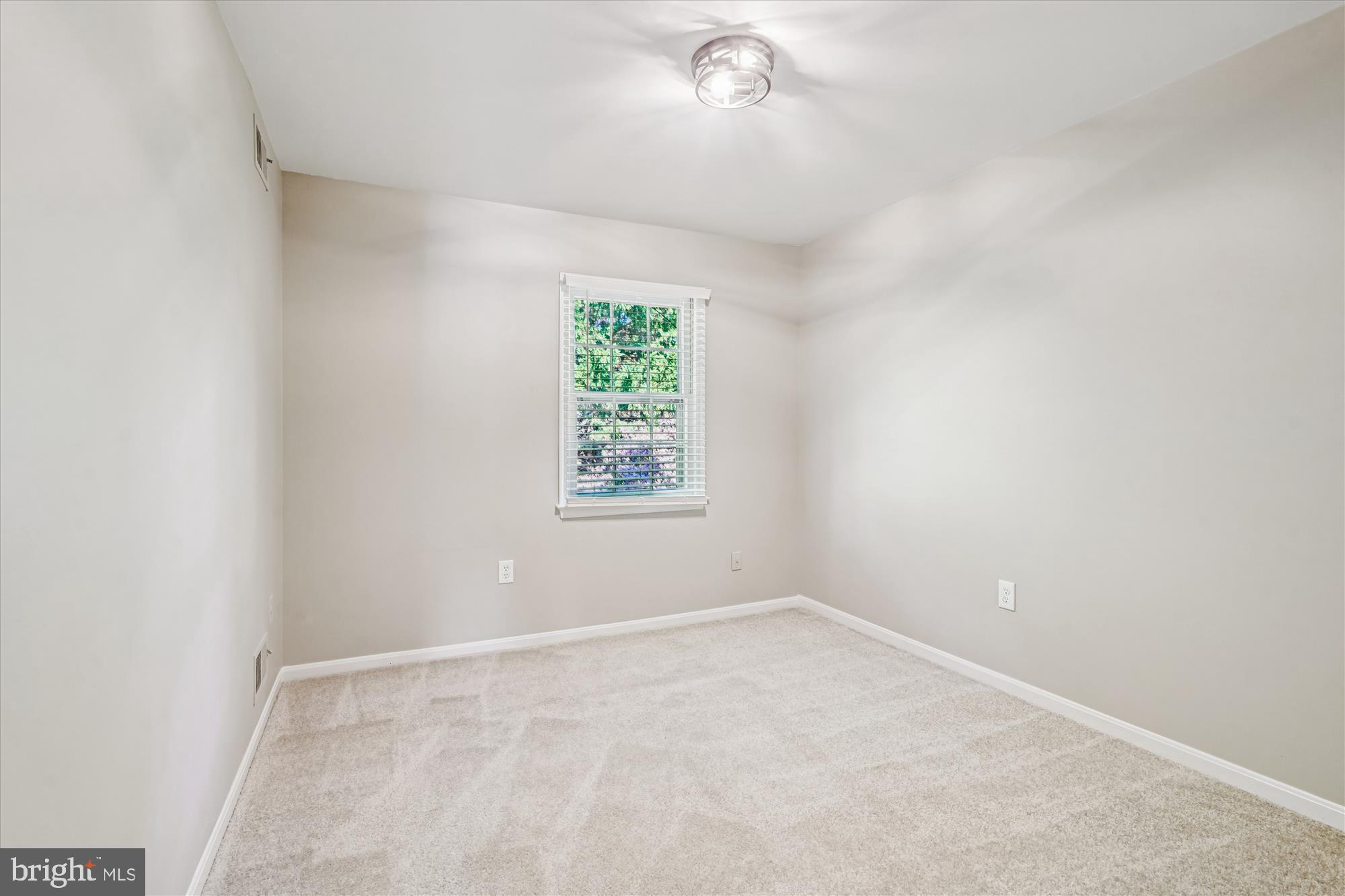 CHURCHILL SQUARE - Residential