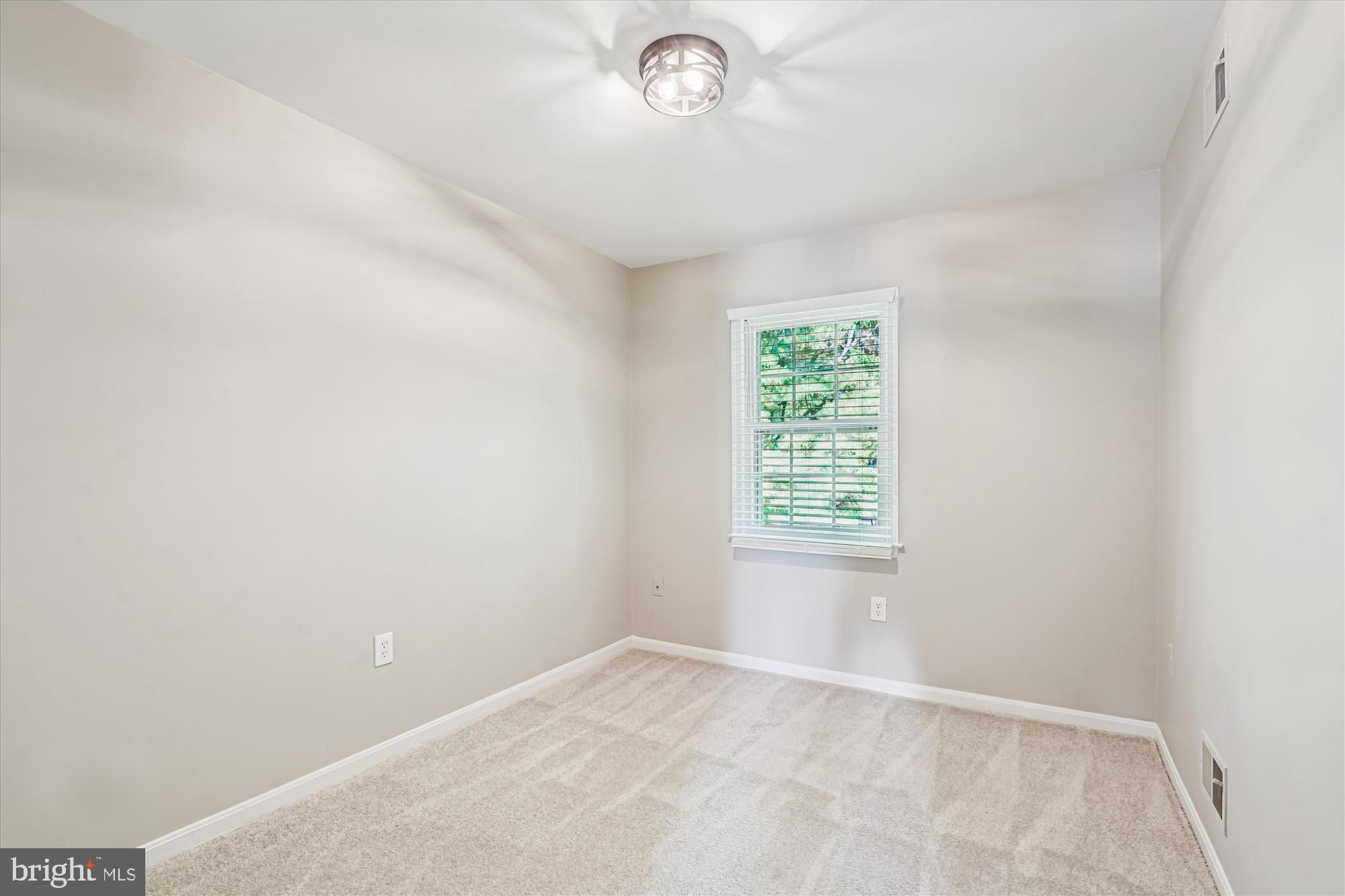 CHURCHILL SQUARE - Residential