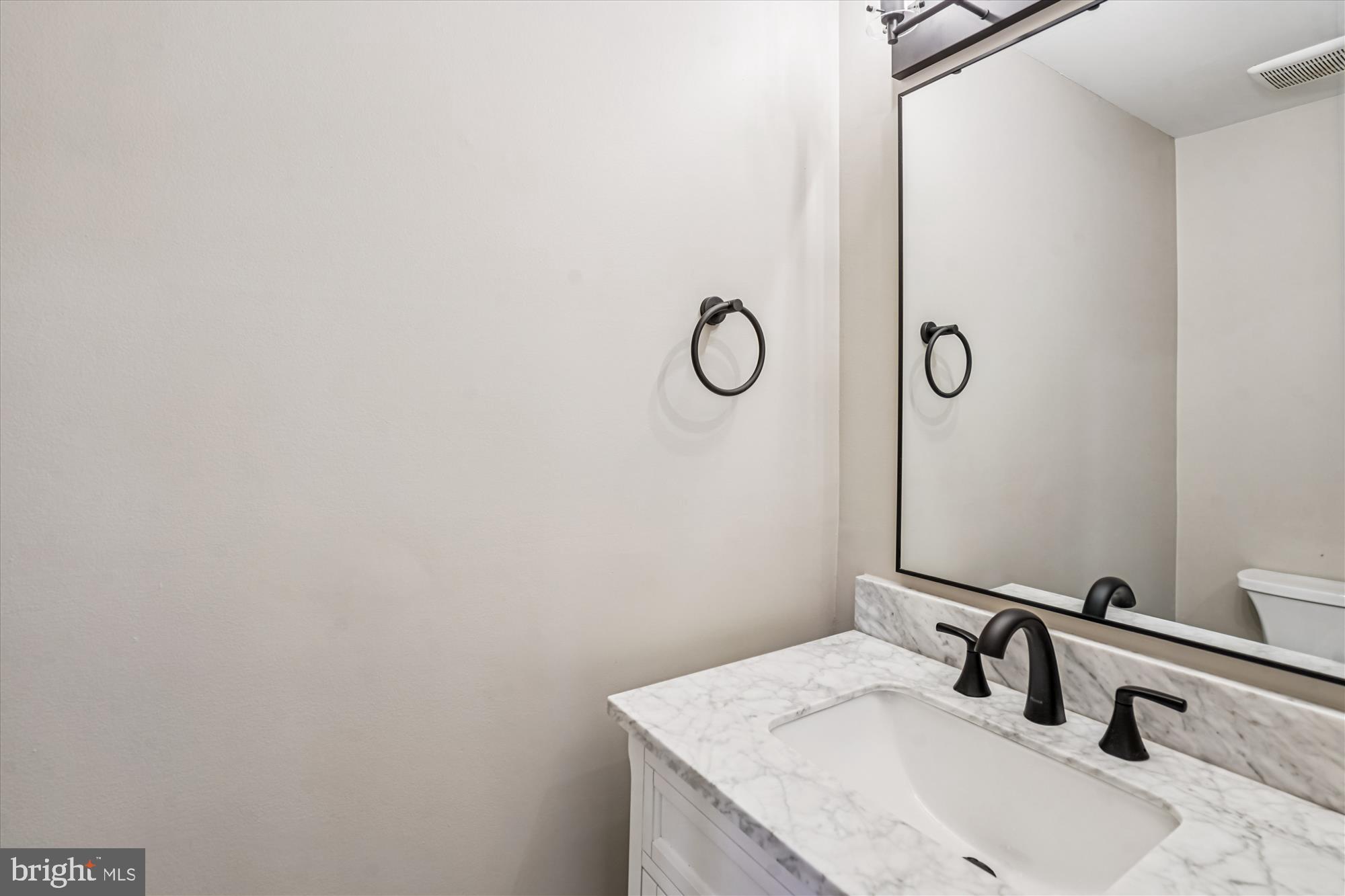 CHURCHILL SQUARE - Residential