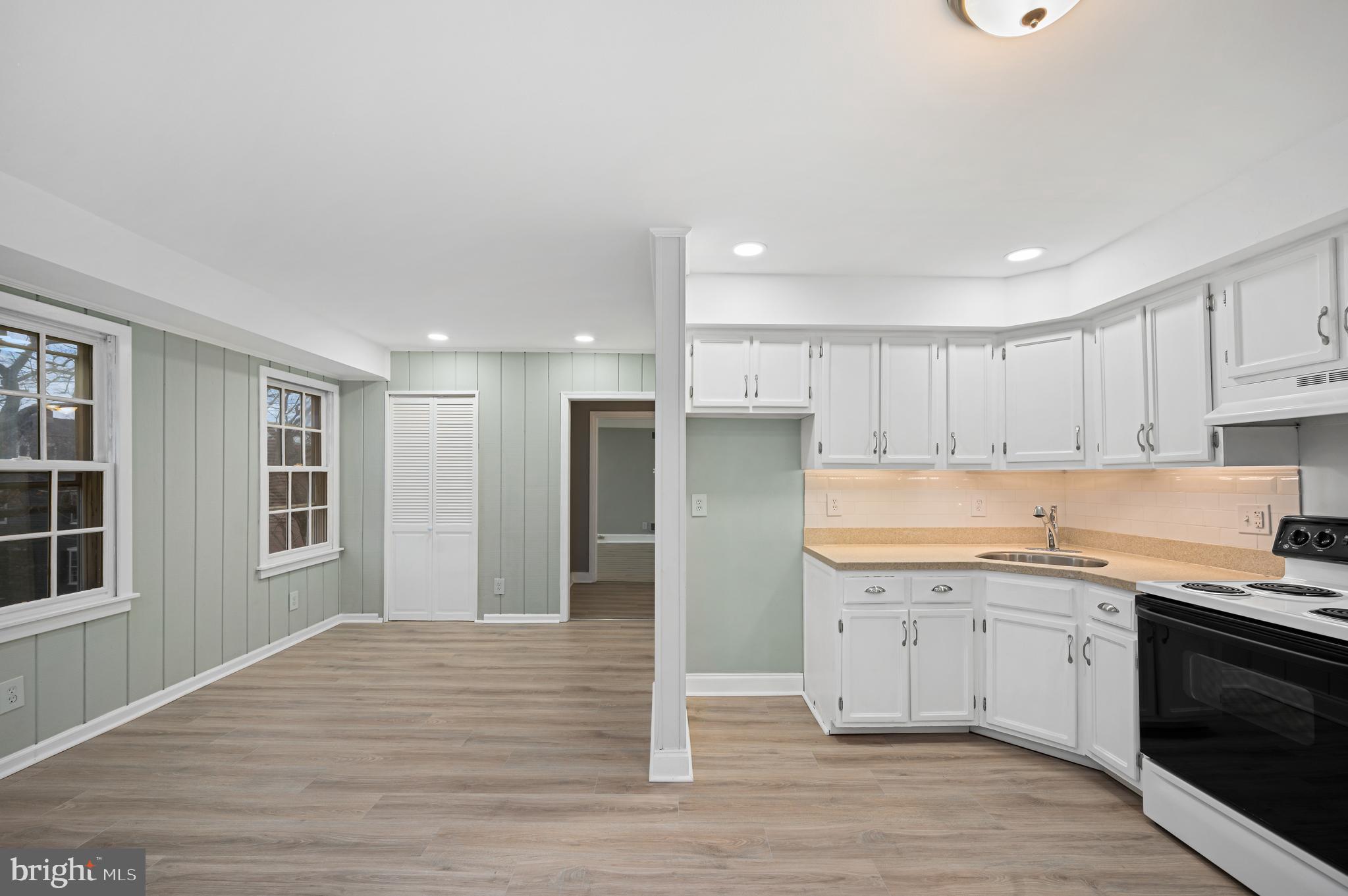 223-225 KINGS HIGHWAY E 3RD FLR