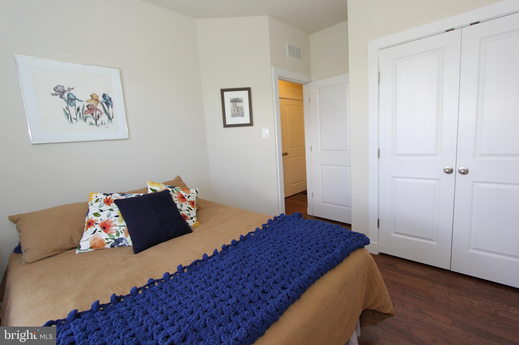 TUSCARORA CREEK - Residential