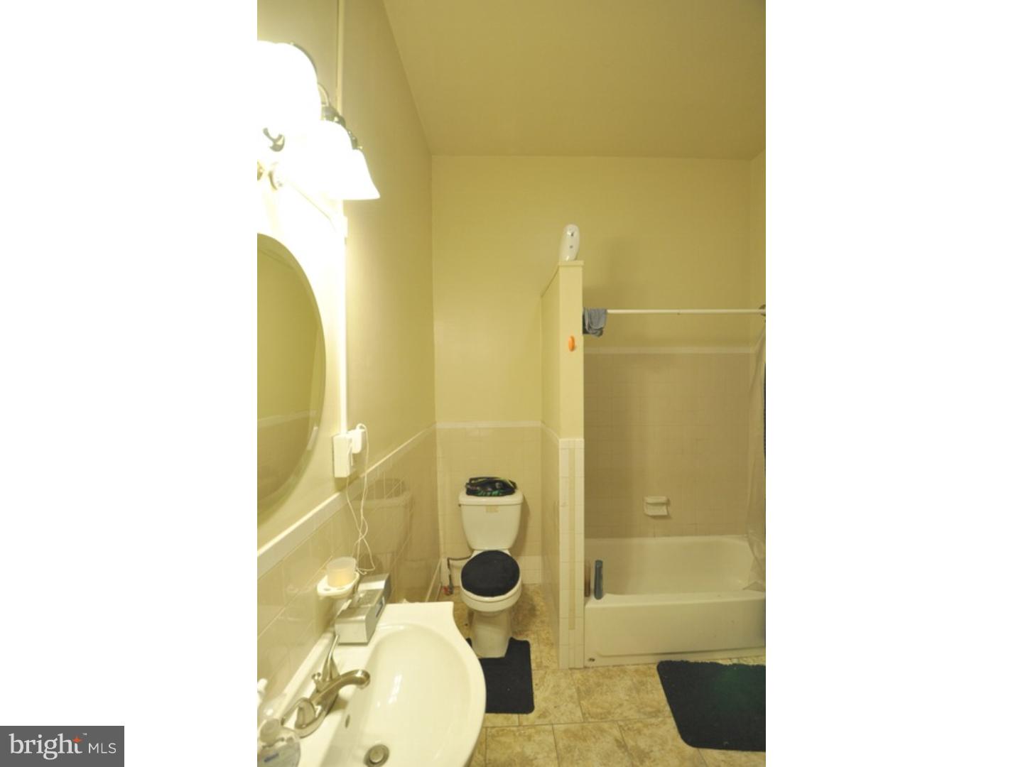 TEMPLE UNIVERSITY - Residential Lease