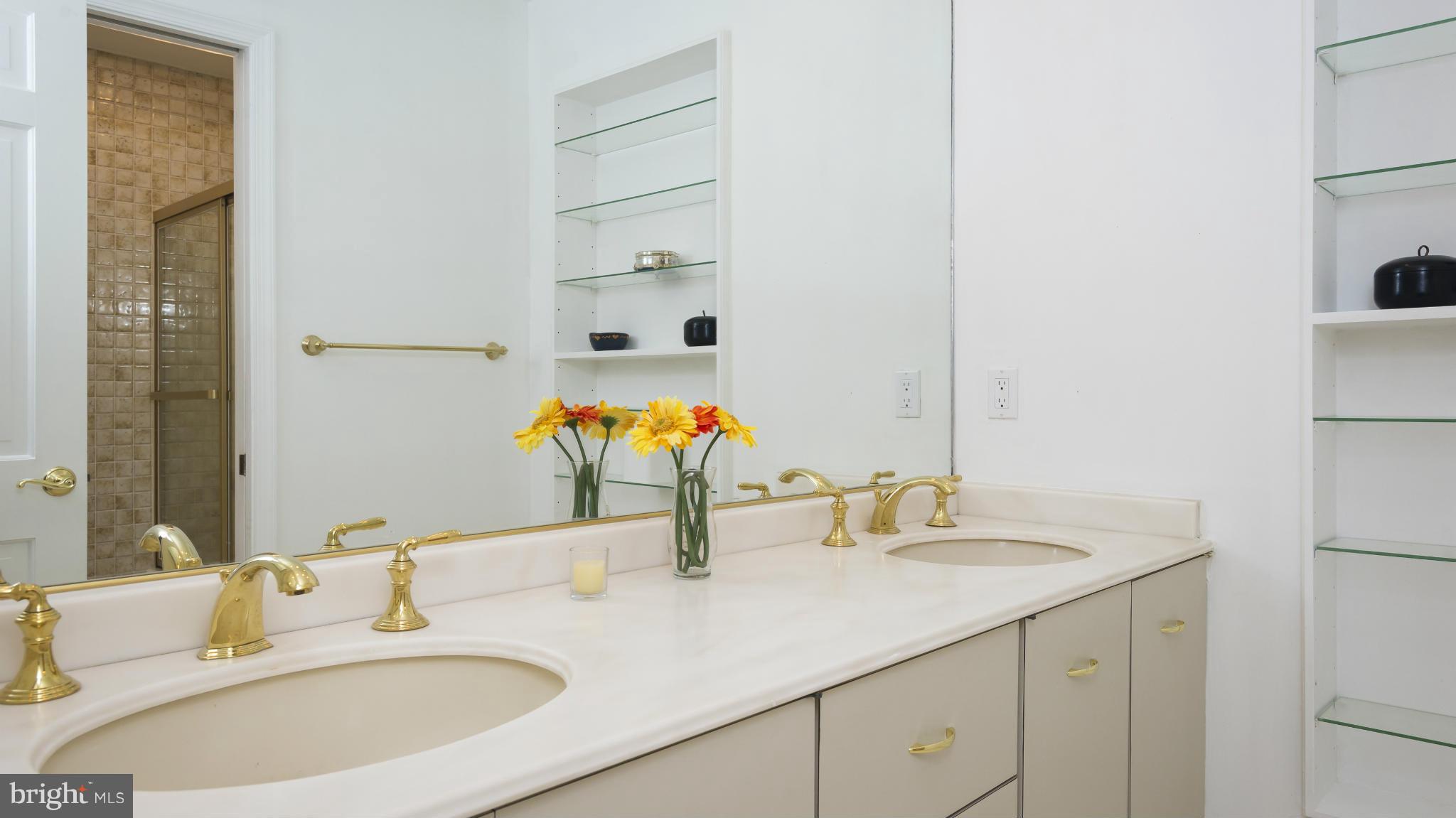 CHARTWELL ON THE SEVERN - Residential