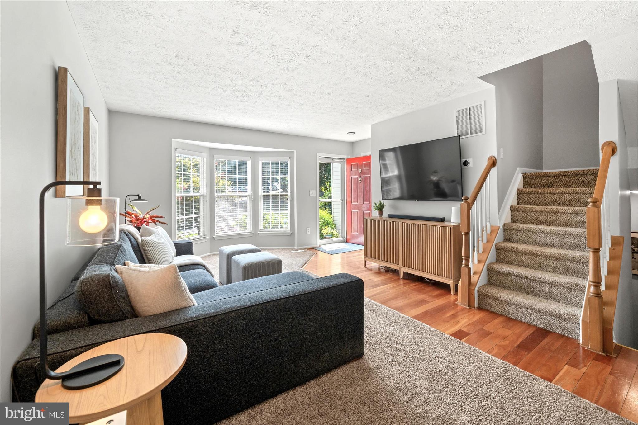 1013 RIDGEWOOD COURT