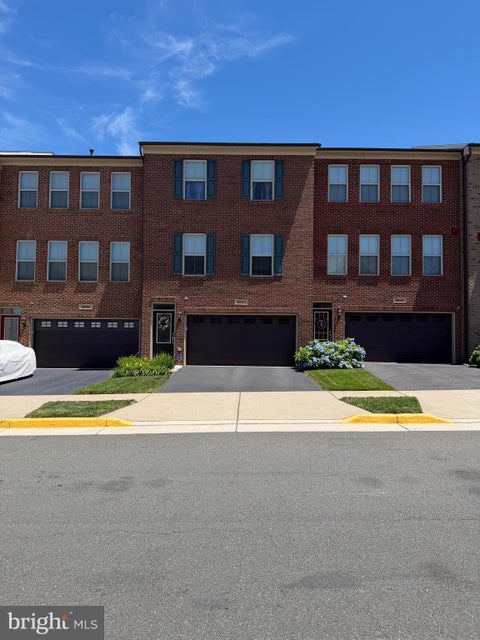 Townhouse For Rent - 6821 William White Way<br/> Prince William County, HAYMARKET, VA 20169