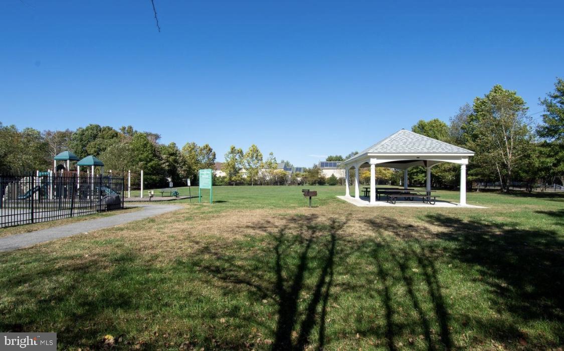 WEXFORD VILLAGE - Residential