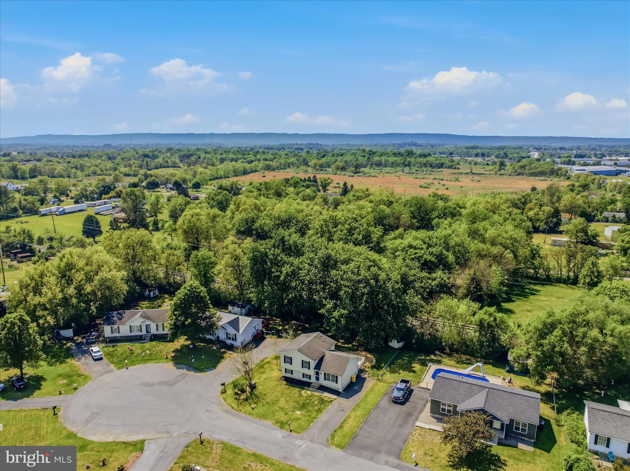 SPRINGFIELD VILLAGE - Residential