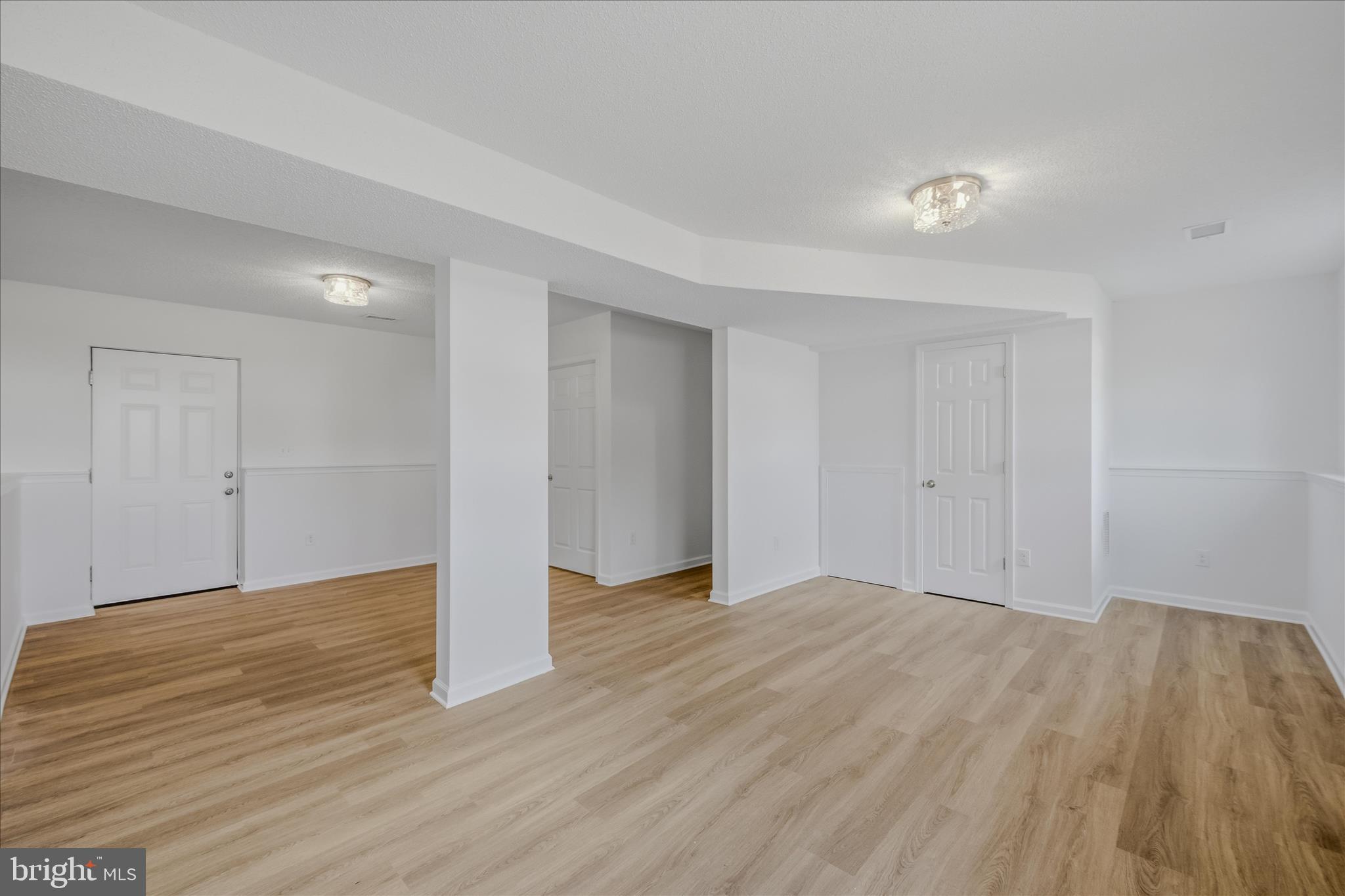 SPRINGFIELD VILLAGE - Residential