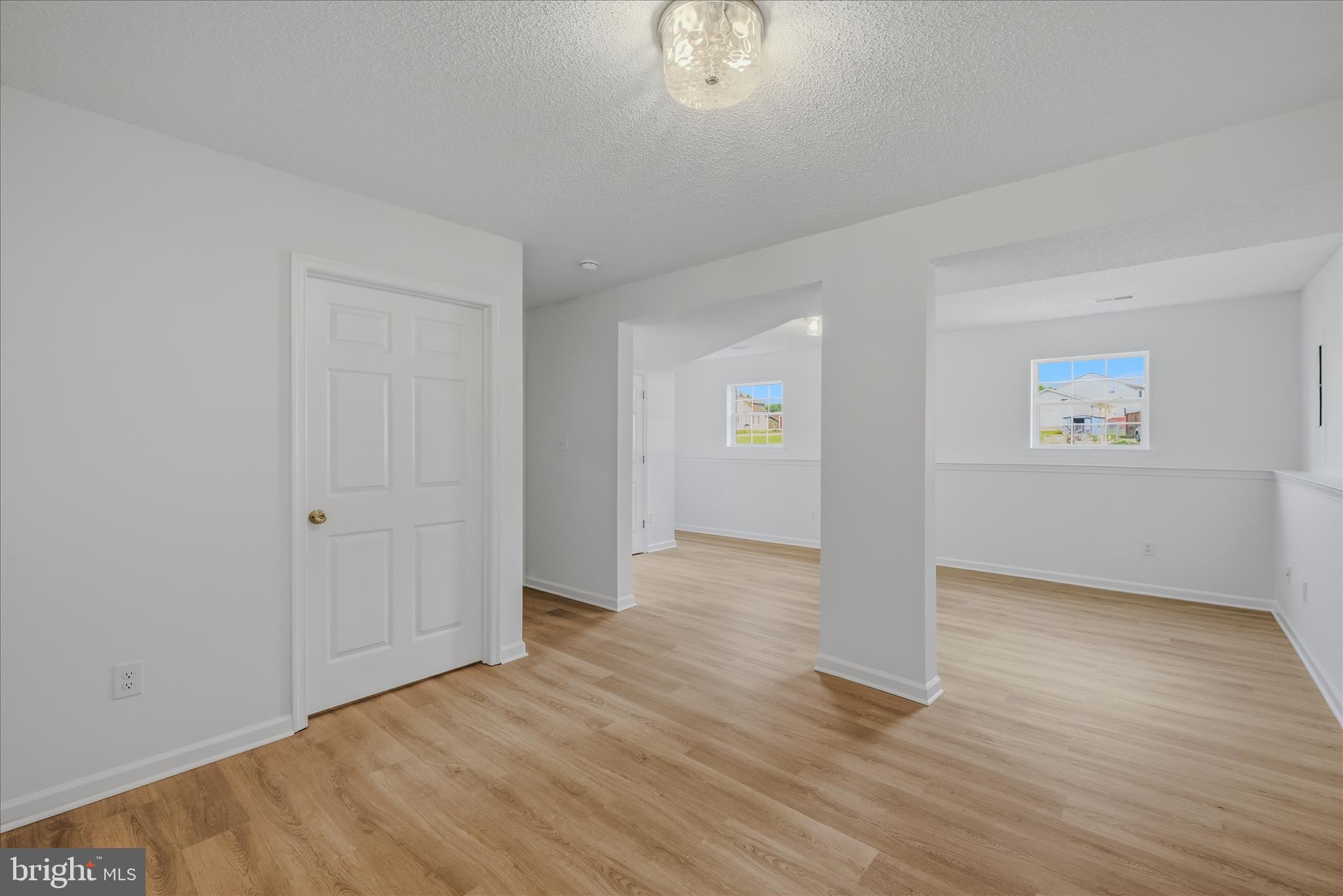 SPRINGFIELD VILLAGE - Residential