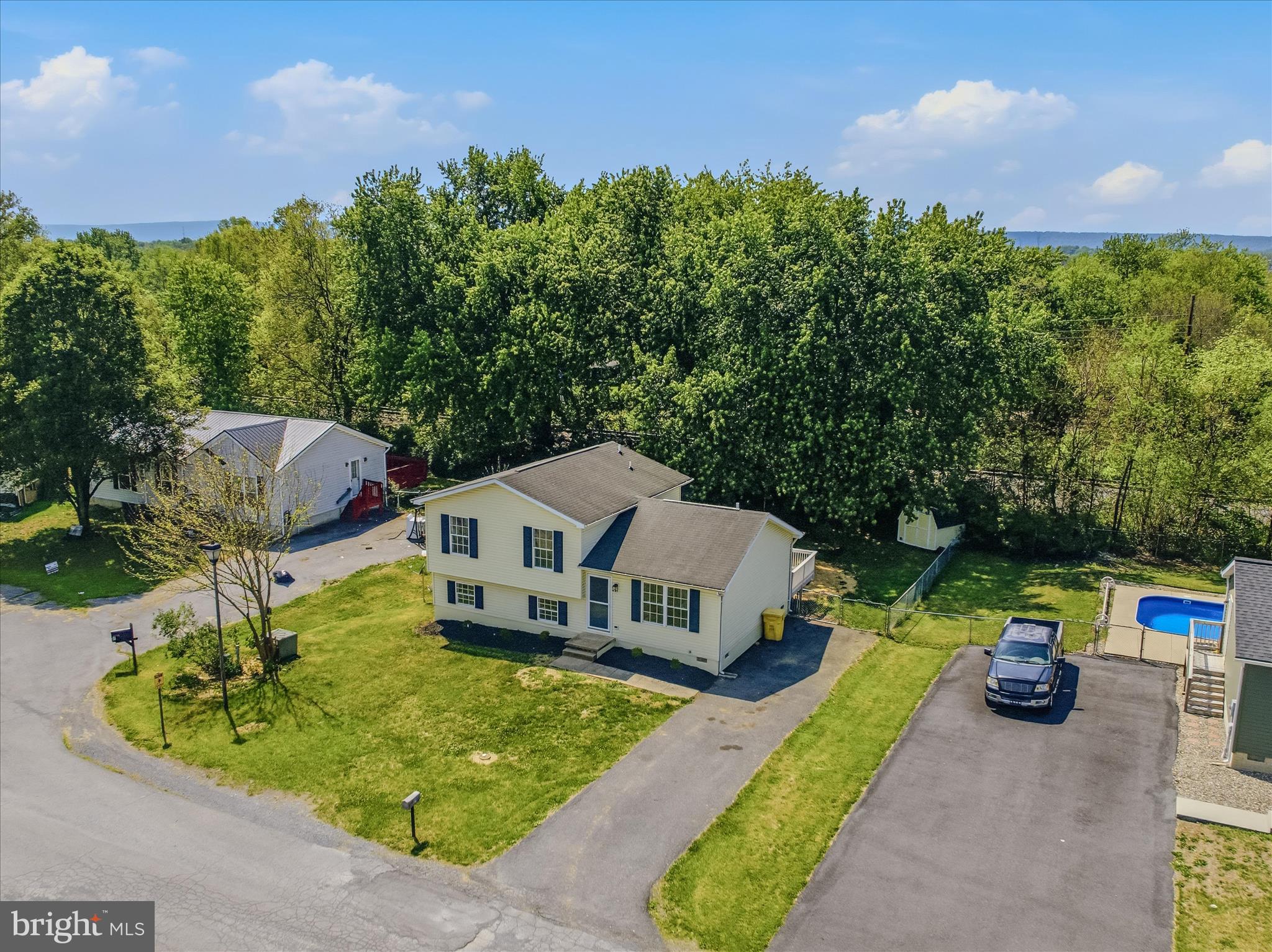 SPRINGFIELD VILLAGE - Residential