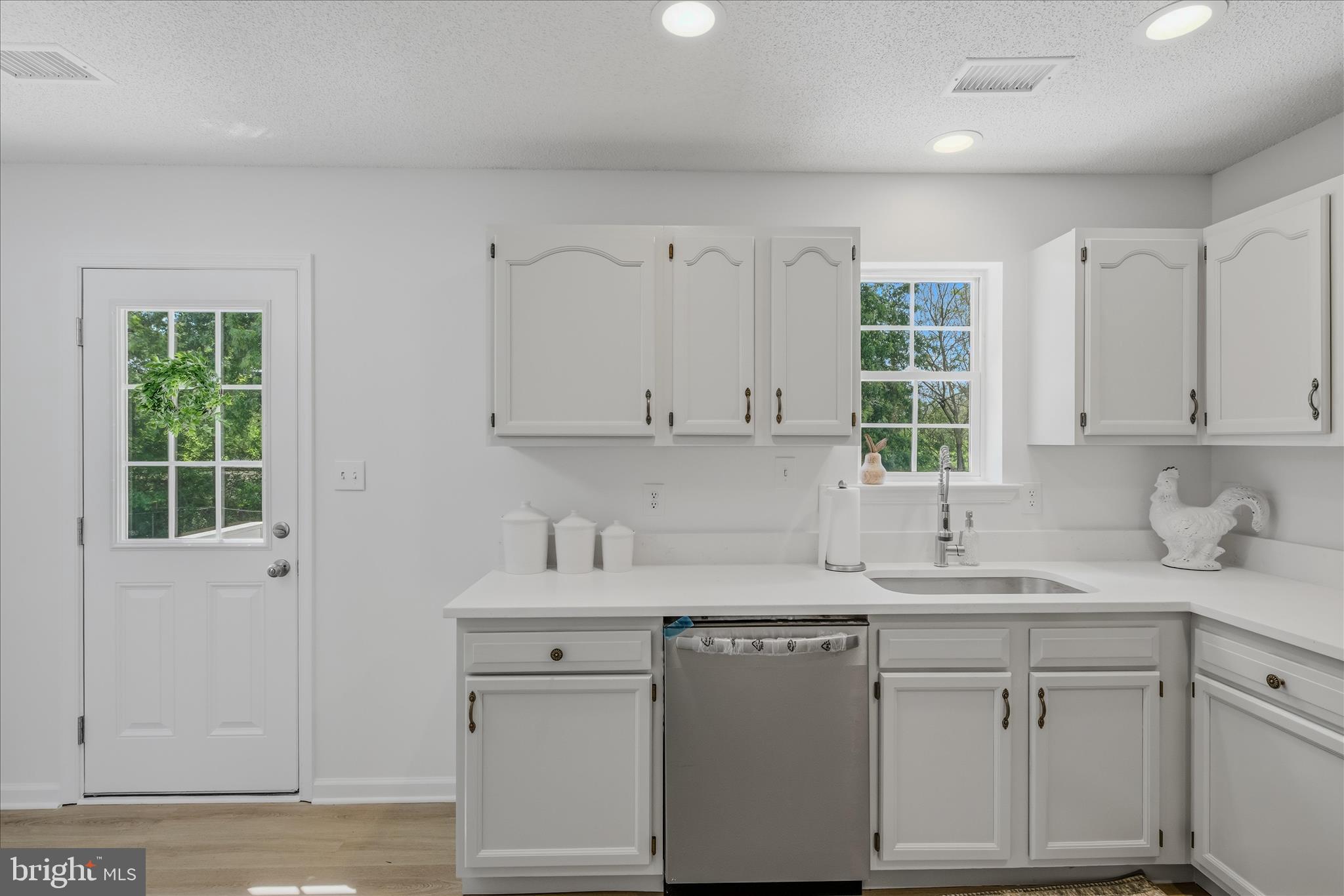 SPRINGFIELD VILLAGE - Residential