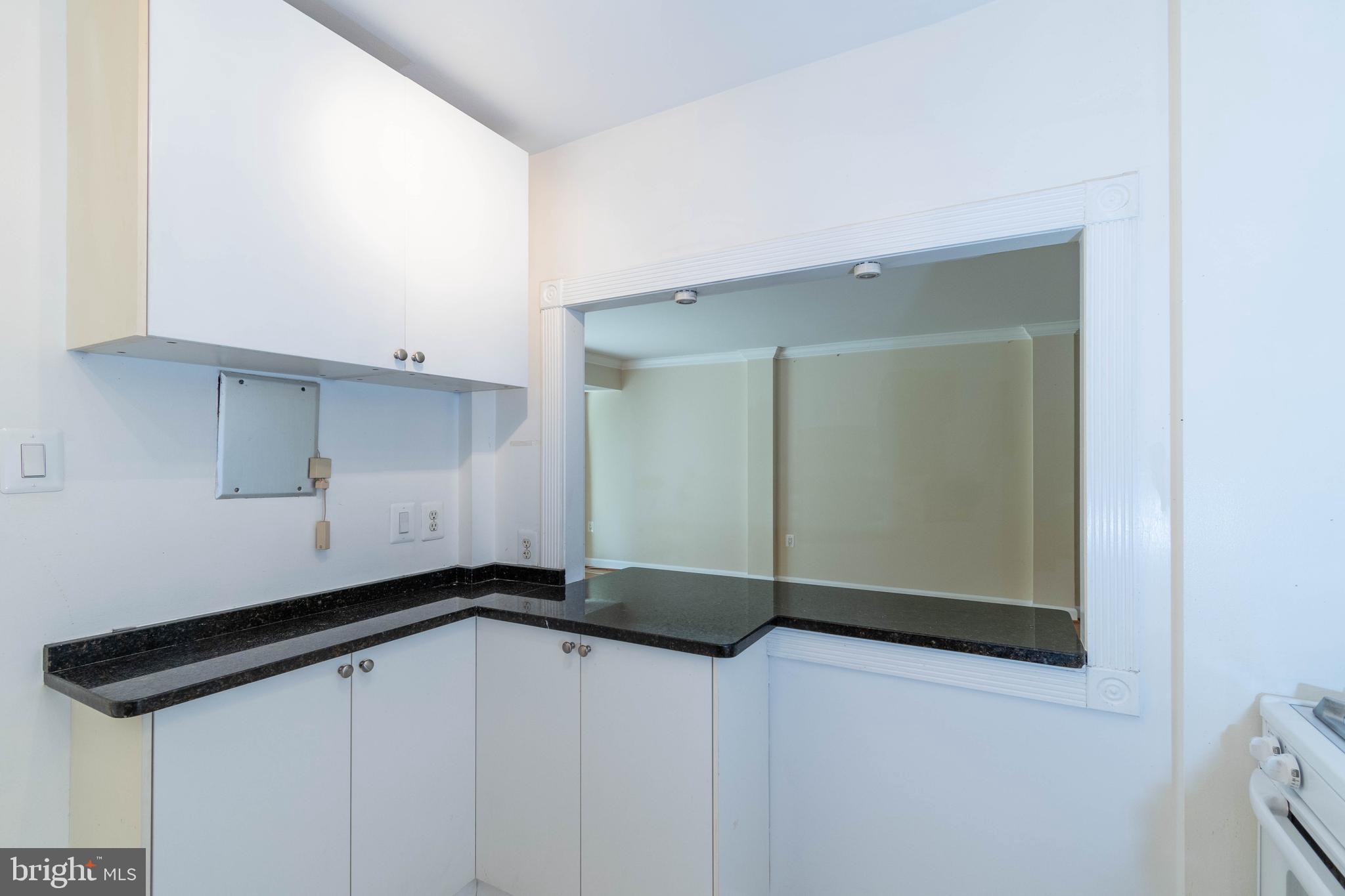 CANTERBURY SQUARE - Residential Lease