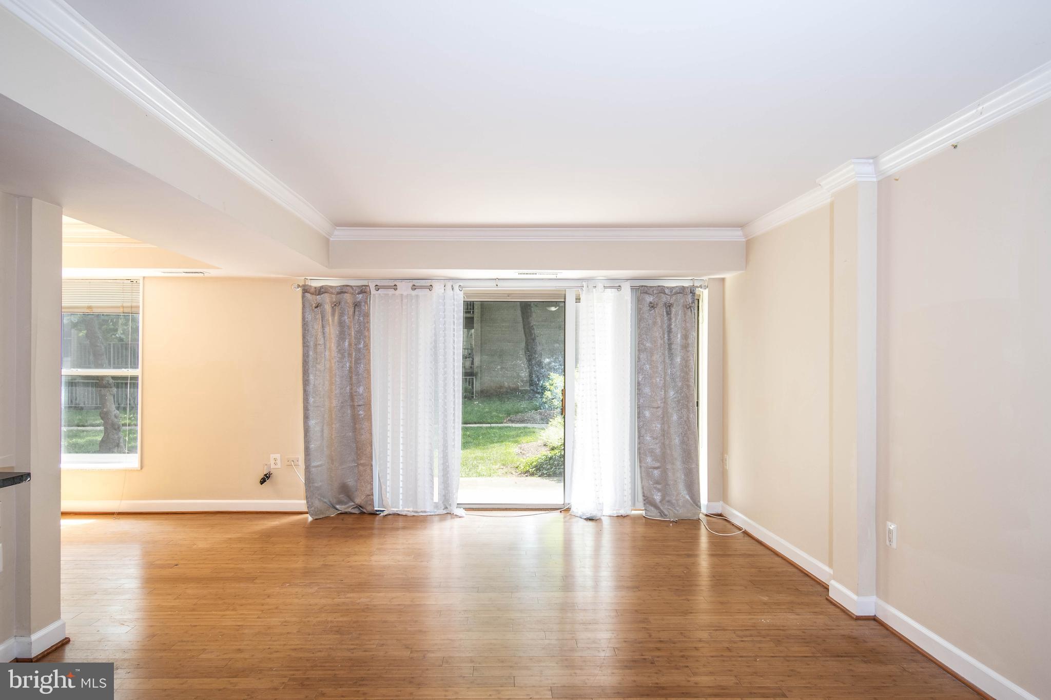 CANTERBURY SQUARE - Residential Lease