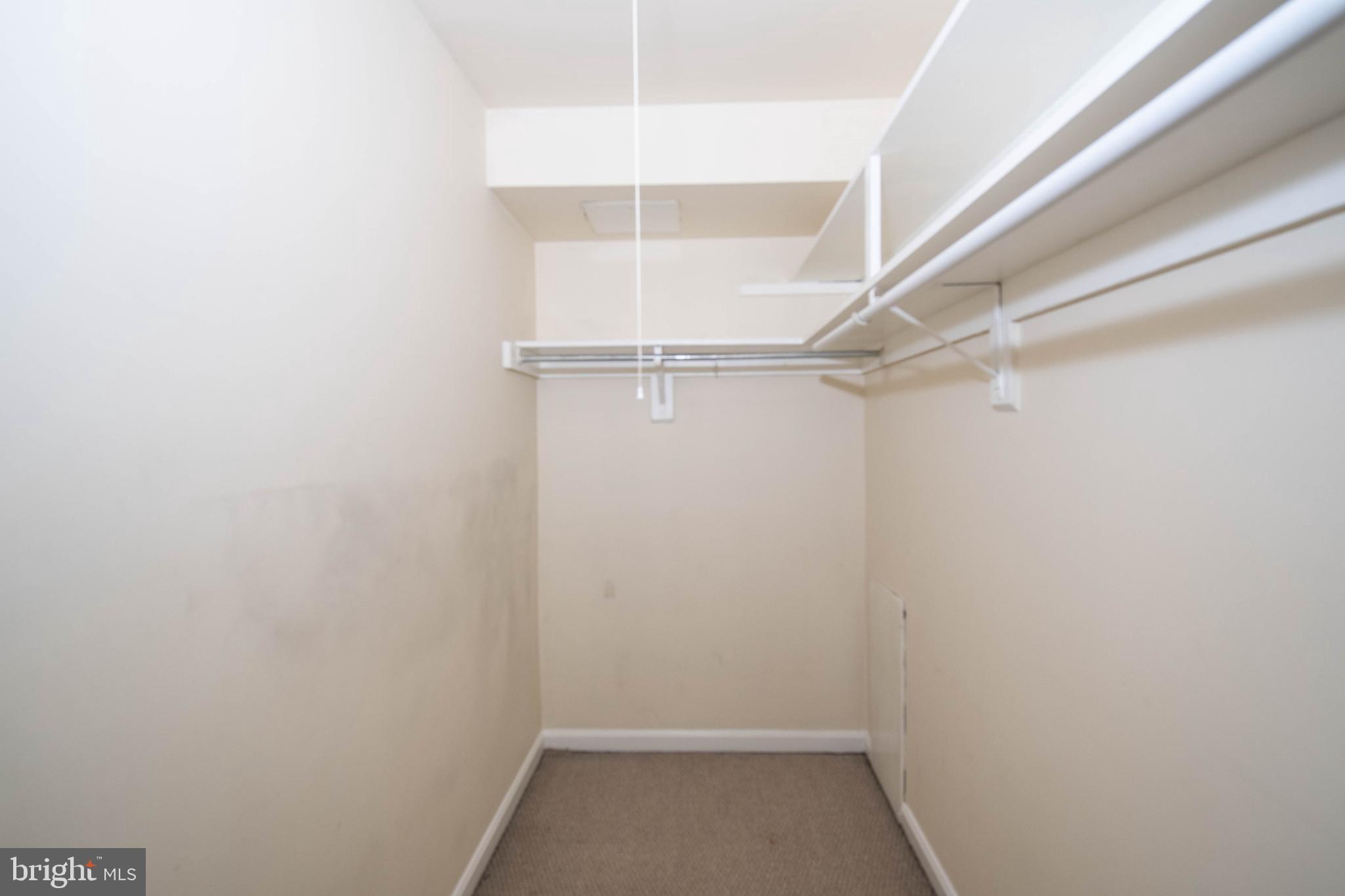 CANTERBURY SQUARE - Residential Lease