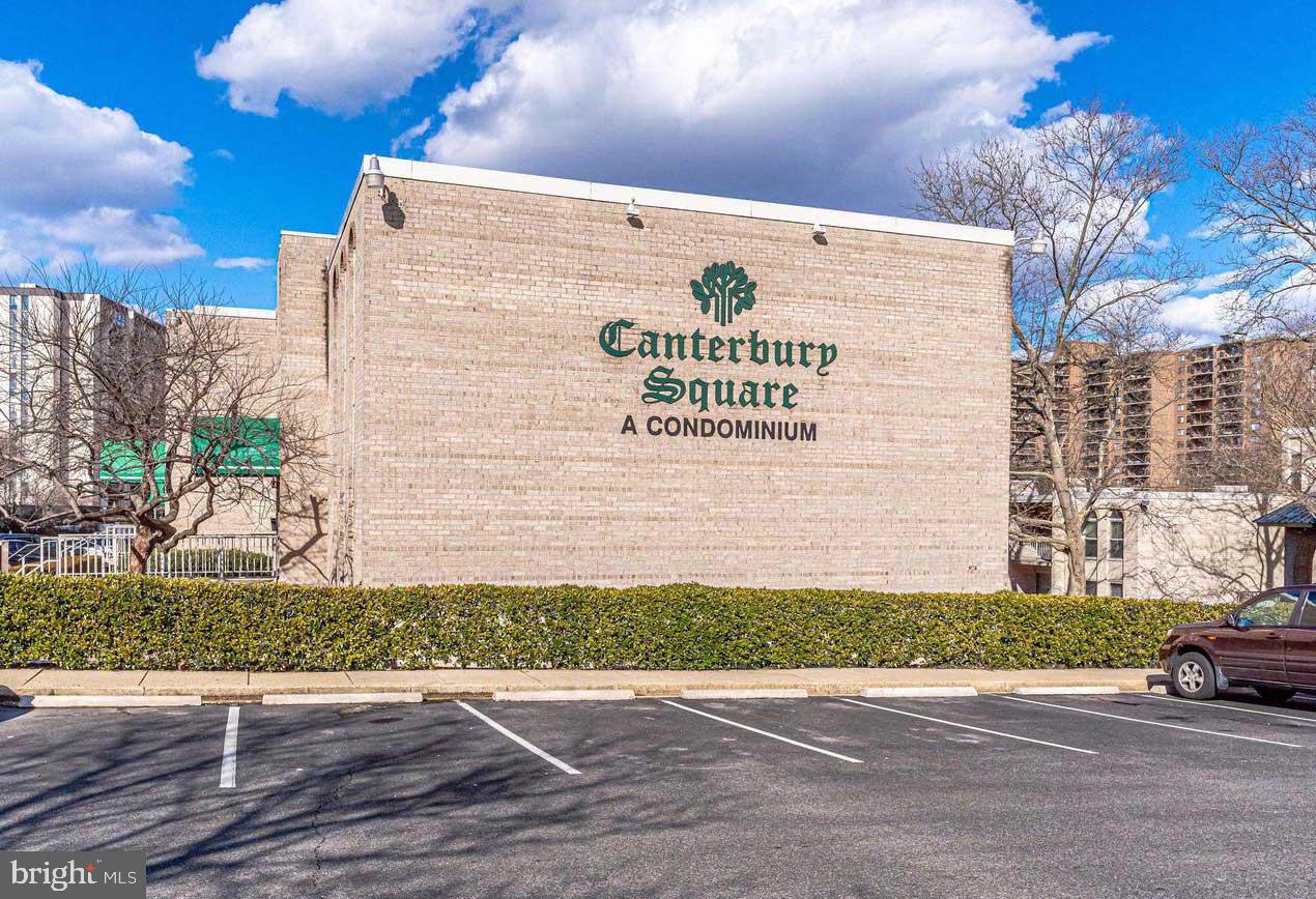 CANTERBURY SQUARE - Residential Lease