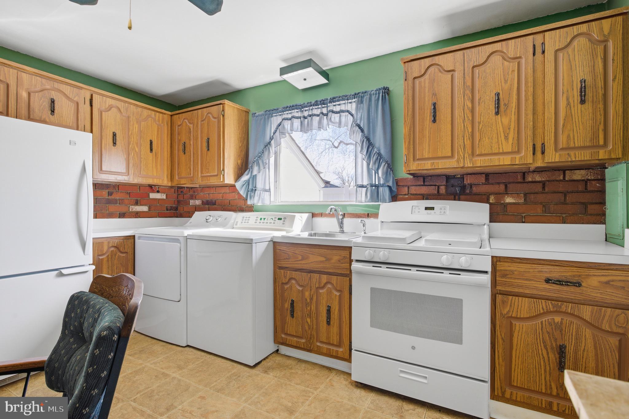 RIDLEY FARMS - Residential