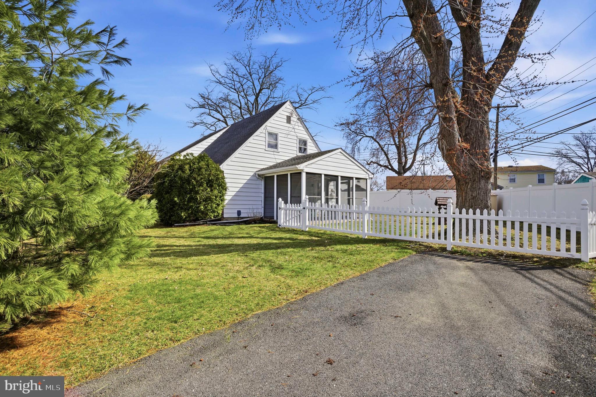 RIDLEY FARMS - Residential