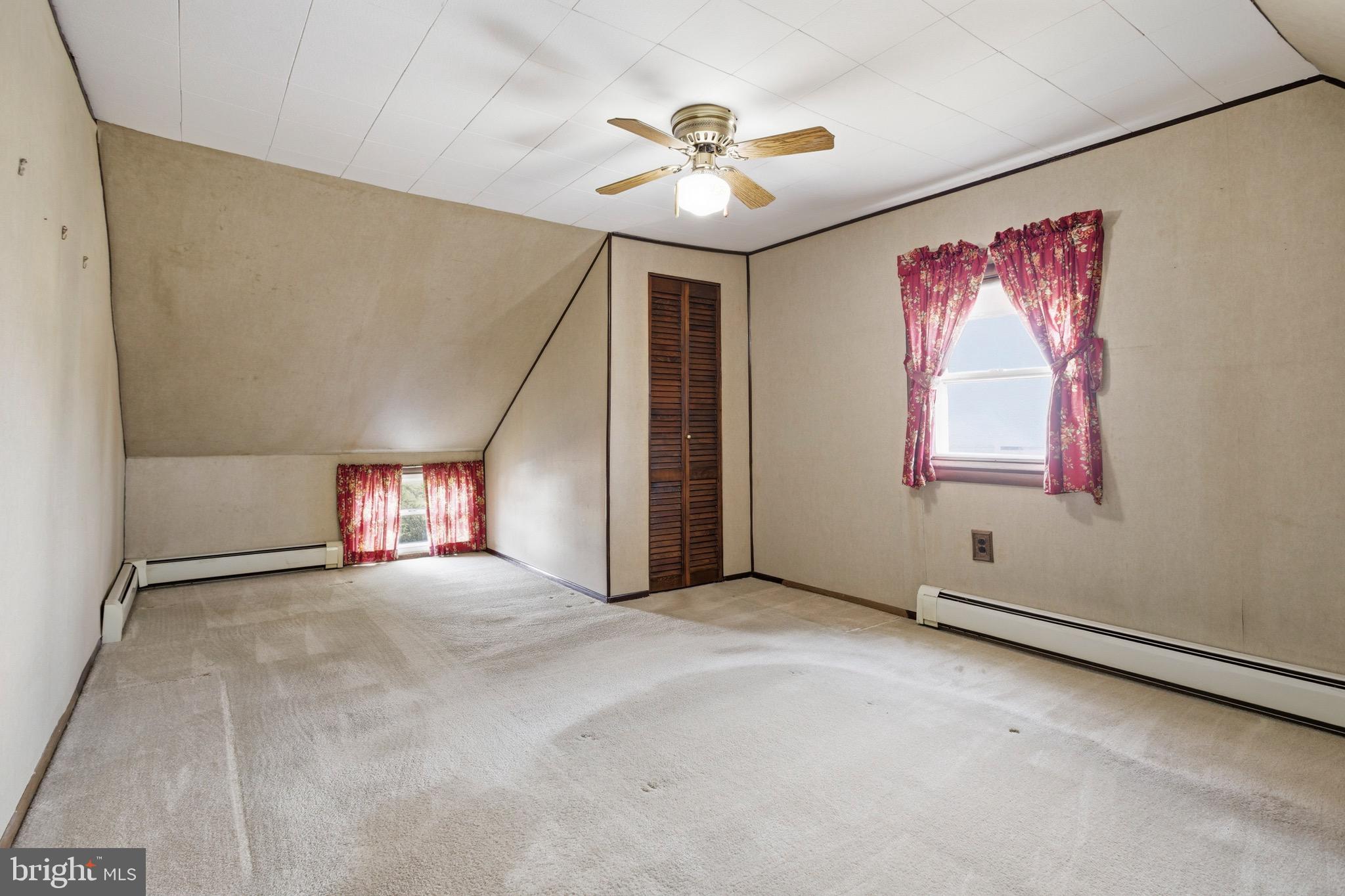 RIDLEY FARMS - Residential