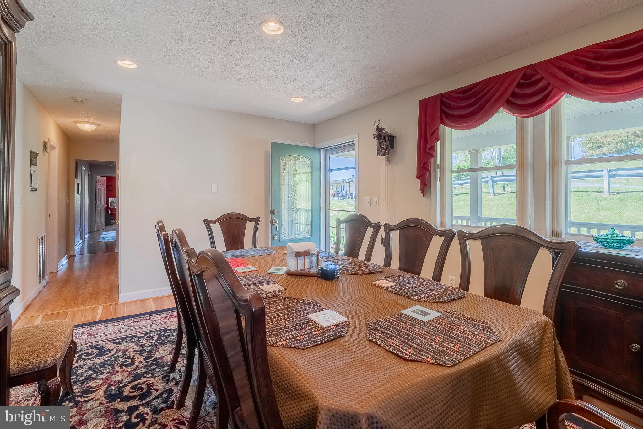 ANDERSON HILL - Residential