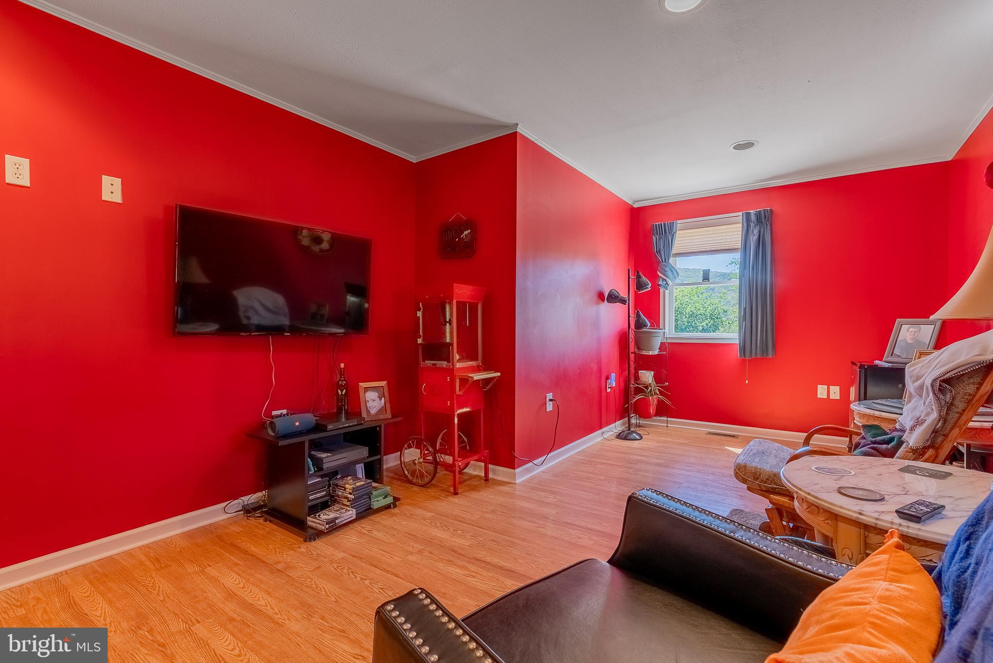 ANDERSON HILL - Residential