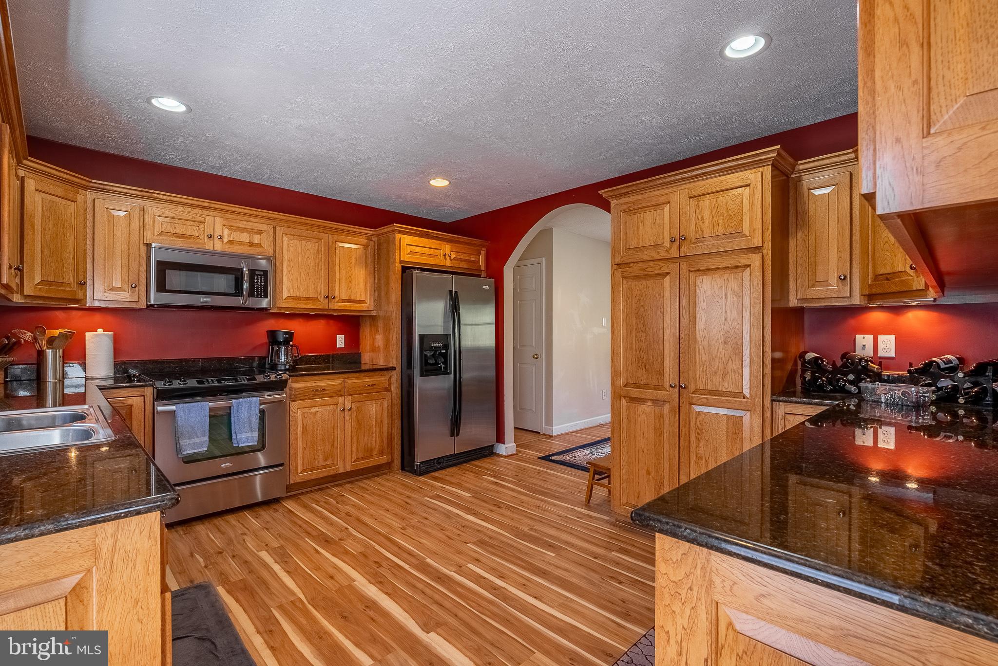 ANDERSON HILL - Residential