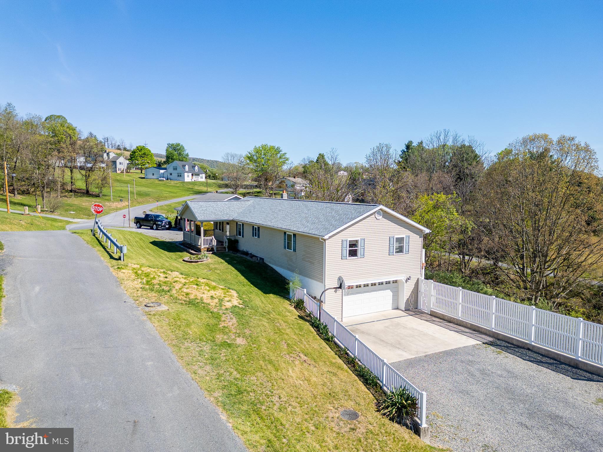 ANDERSON HILL - Residential