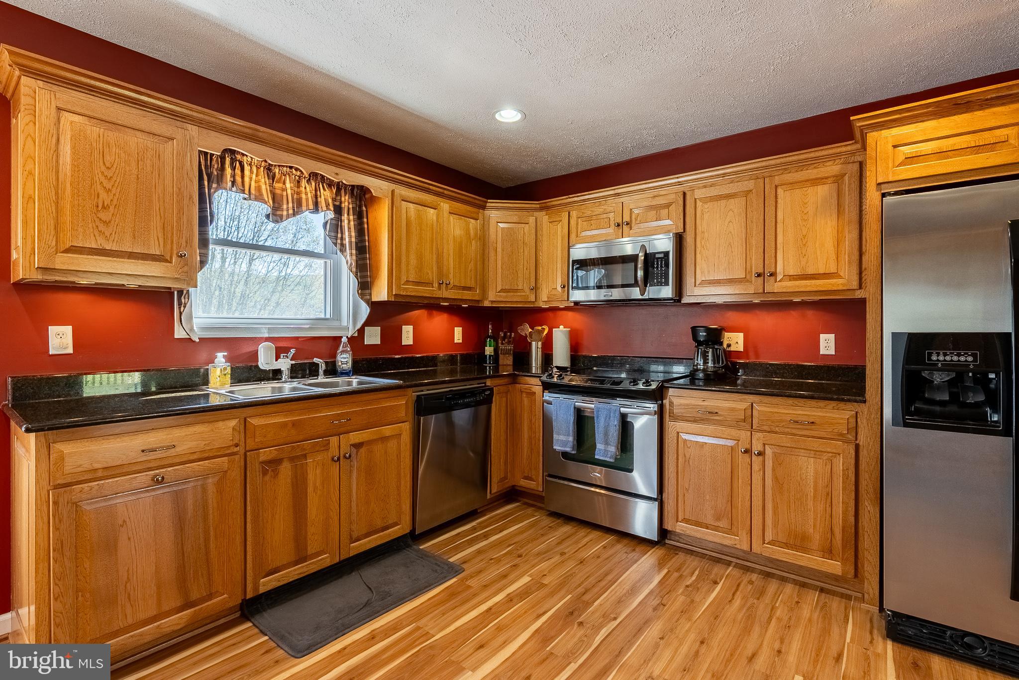 ANDERSON HILL - Residential