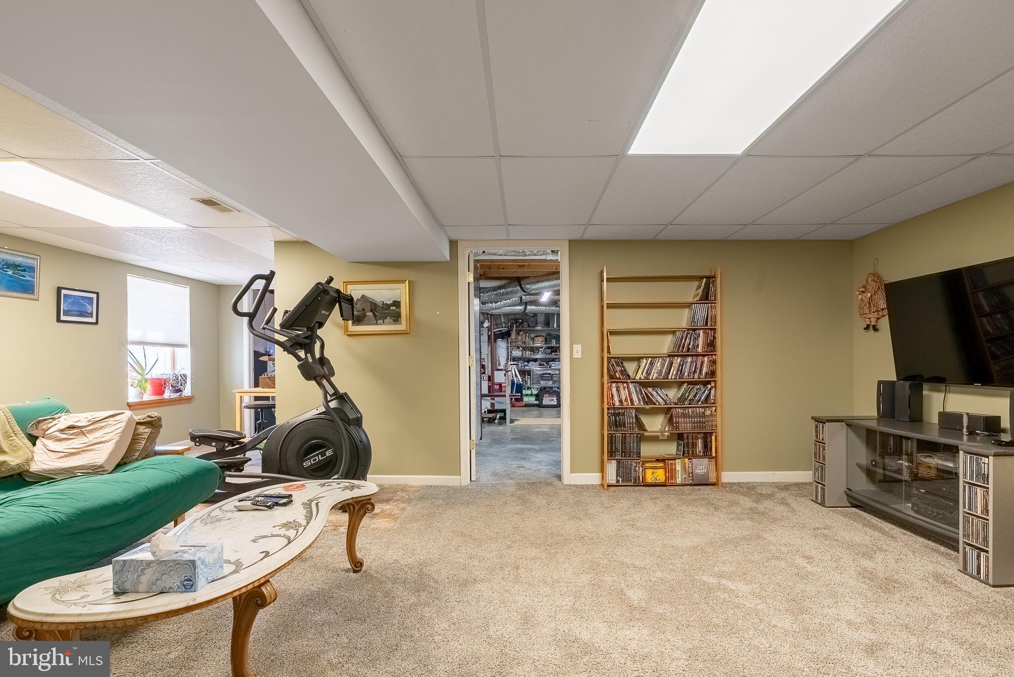 ANDERSON HILL - Residential