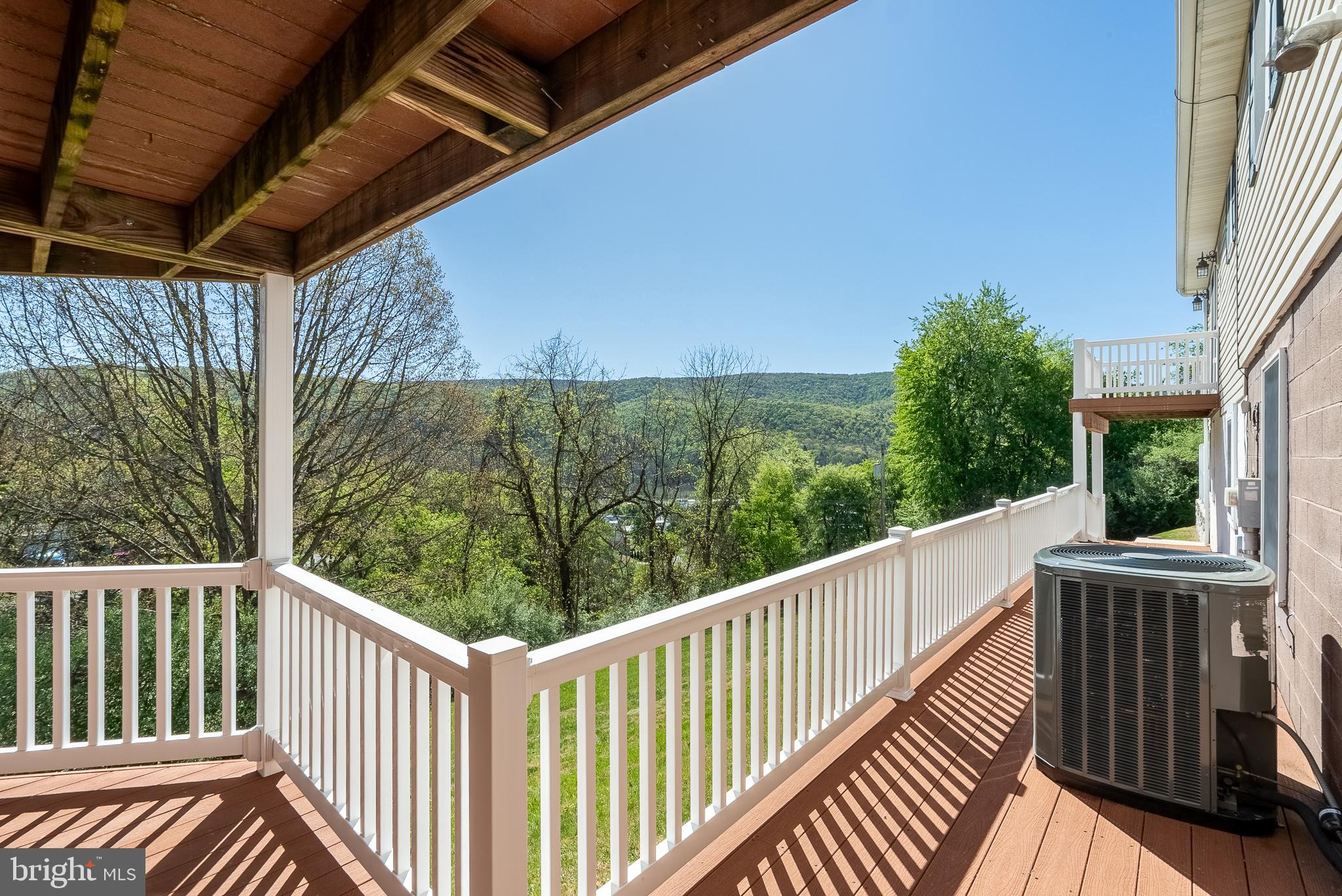 ANDERSON HILL - Residential