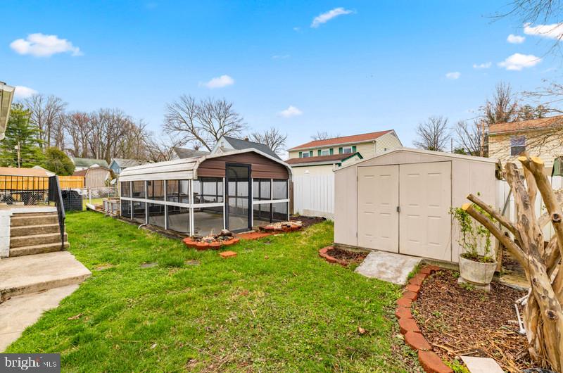 WINDSOR TERRACE - Residential