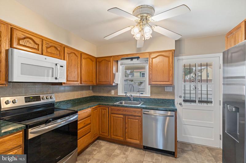 WINDSOR TERRACE - Residential