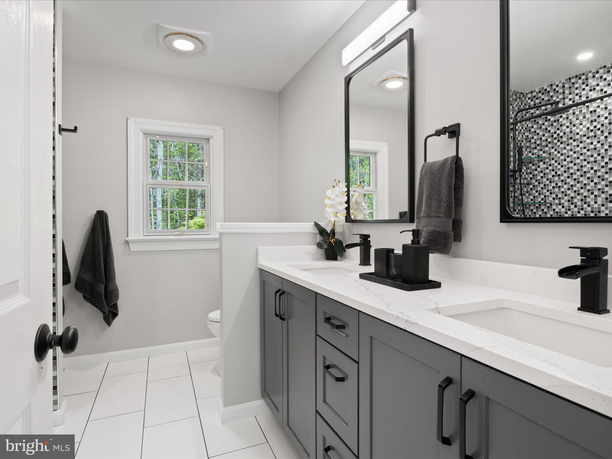 CHEQUERS OF CLIFTON - Residential