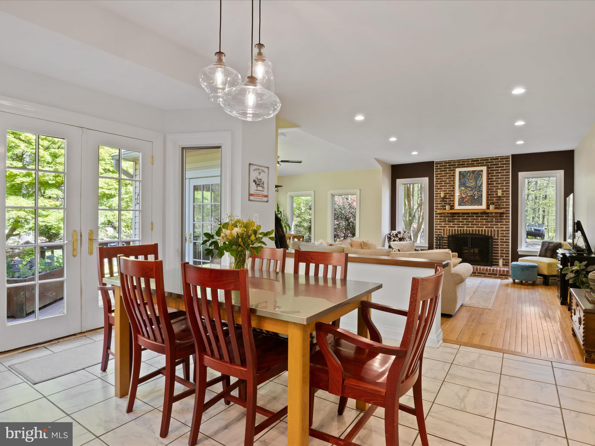 CHEQUERS OF CLIFTON - Residential