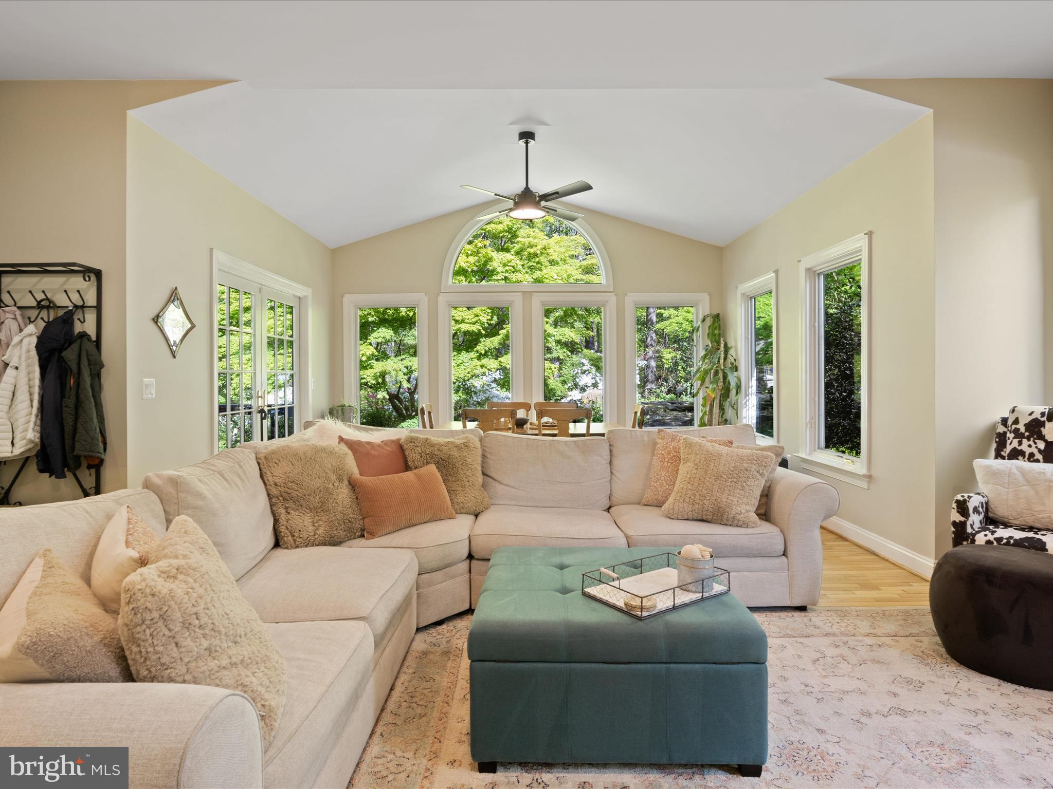 CHEQUERS OF CLIFTON - Residential