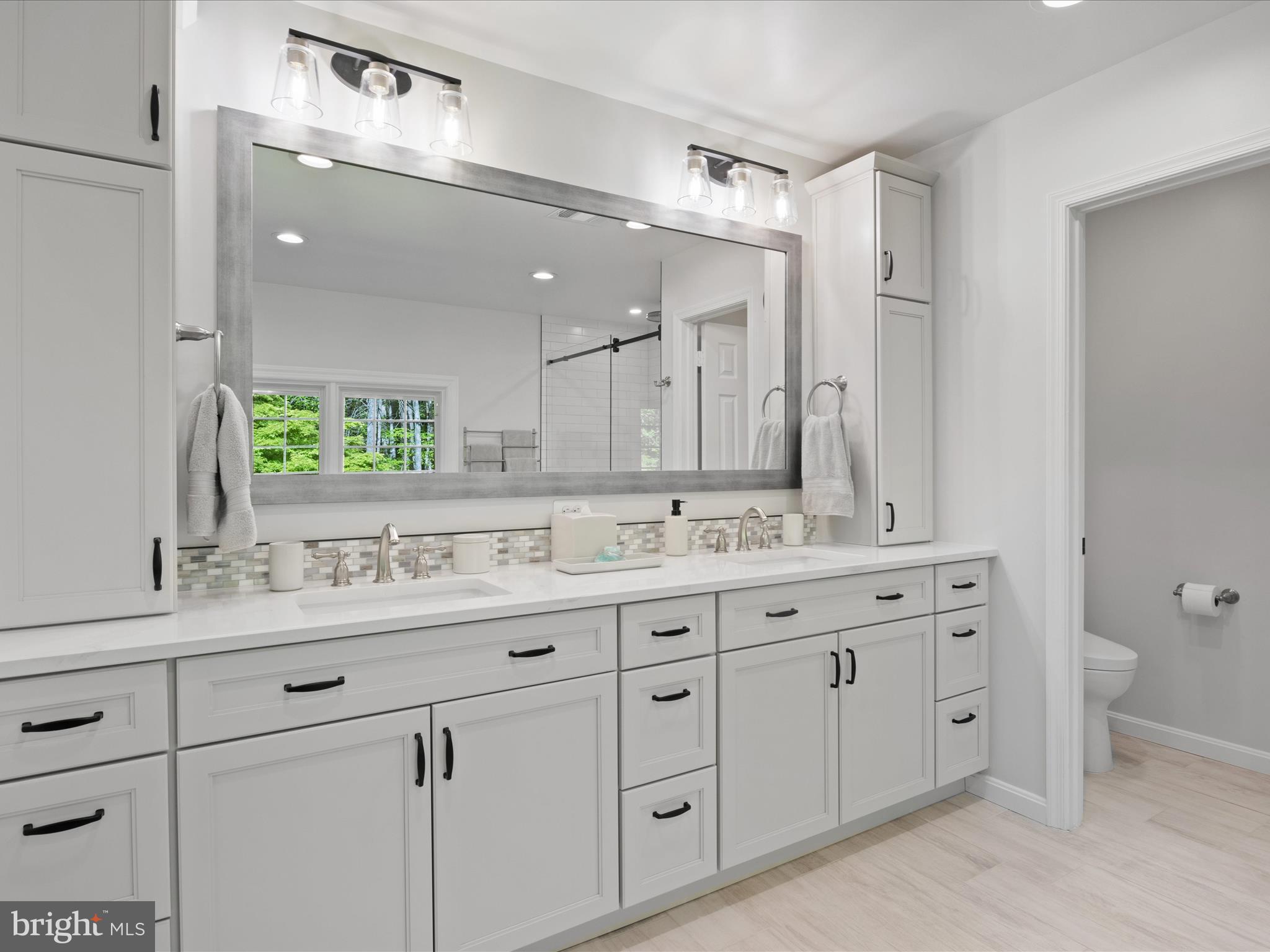 CHEQUERS OF CLIFTON - Residential