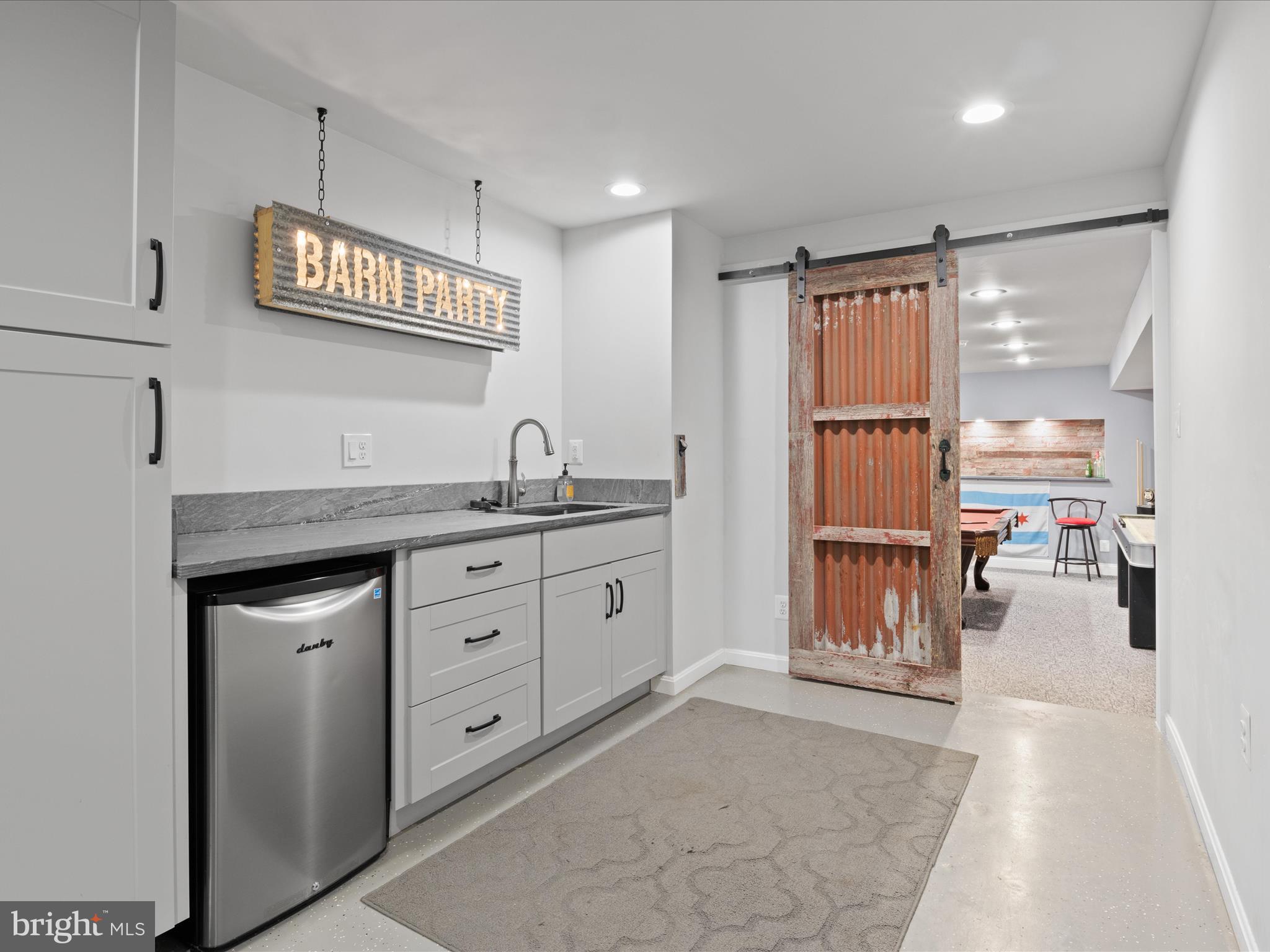 CHEQUERS OF CLIFTON - Residential