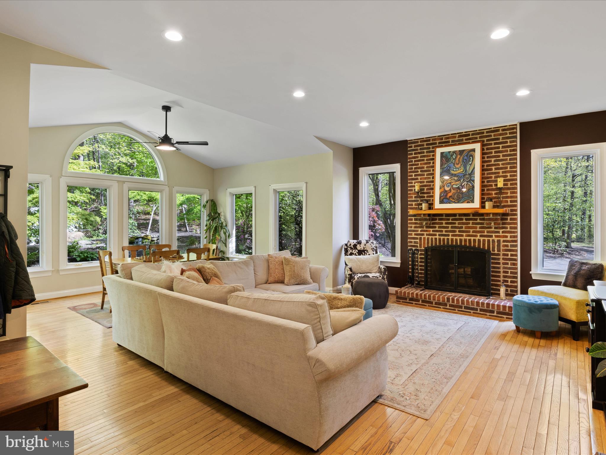 CHEQUERS OF CLIFTON - Residential