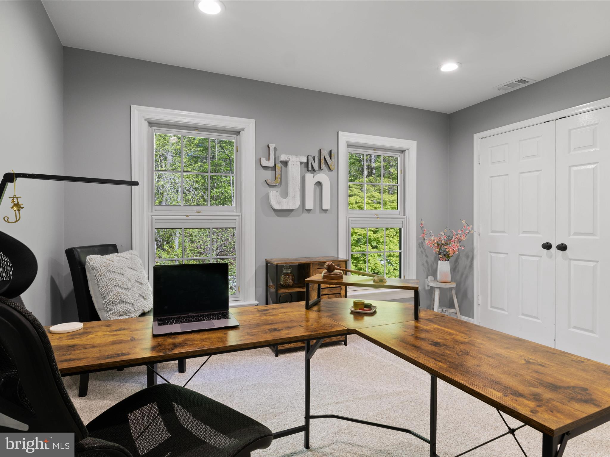 CHEQUERS OF CLIFTON - Residential