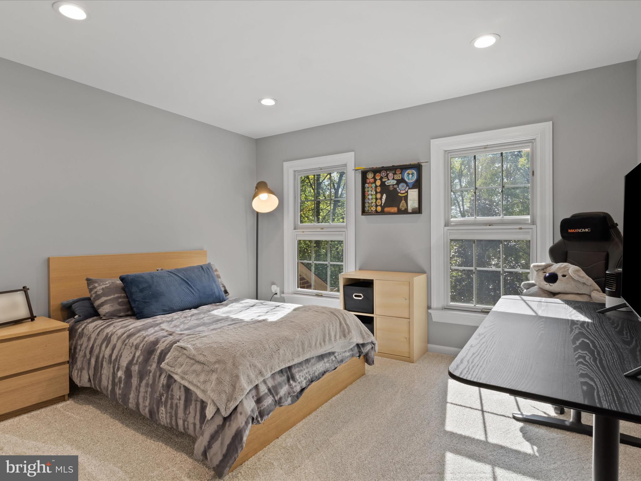 CHEQUERS OF CLIFTON - Residential