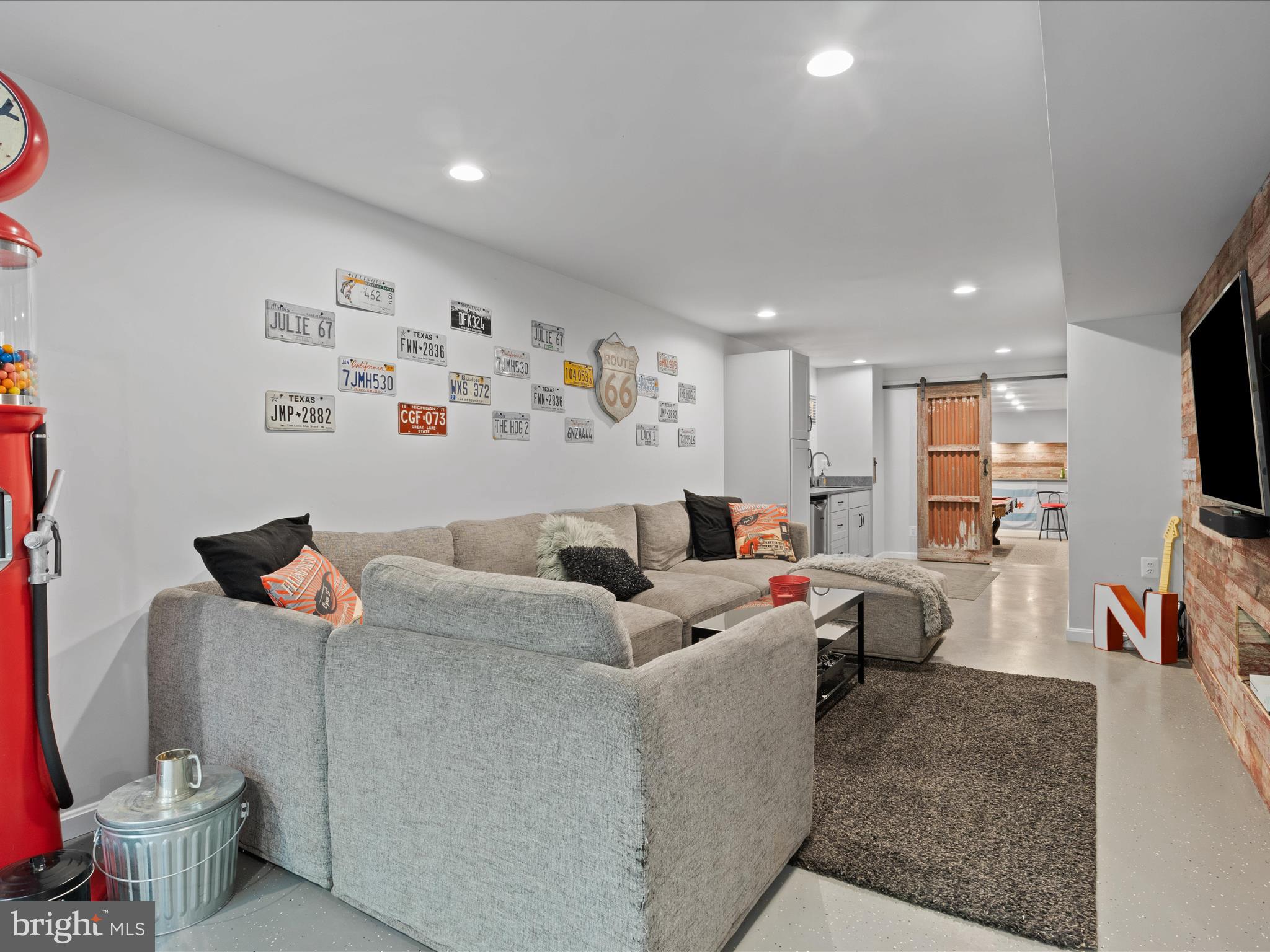 CHEQUERS OF CLIFTON - Residential