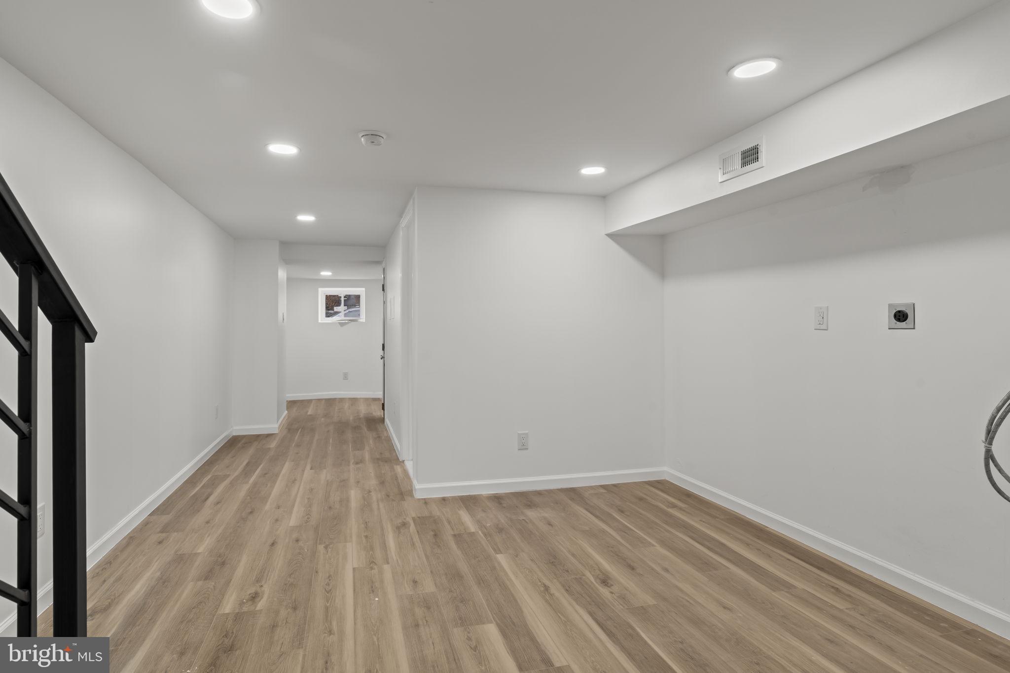 OVERBROOK - Residential