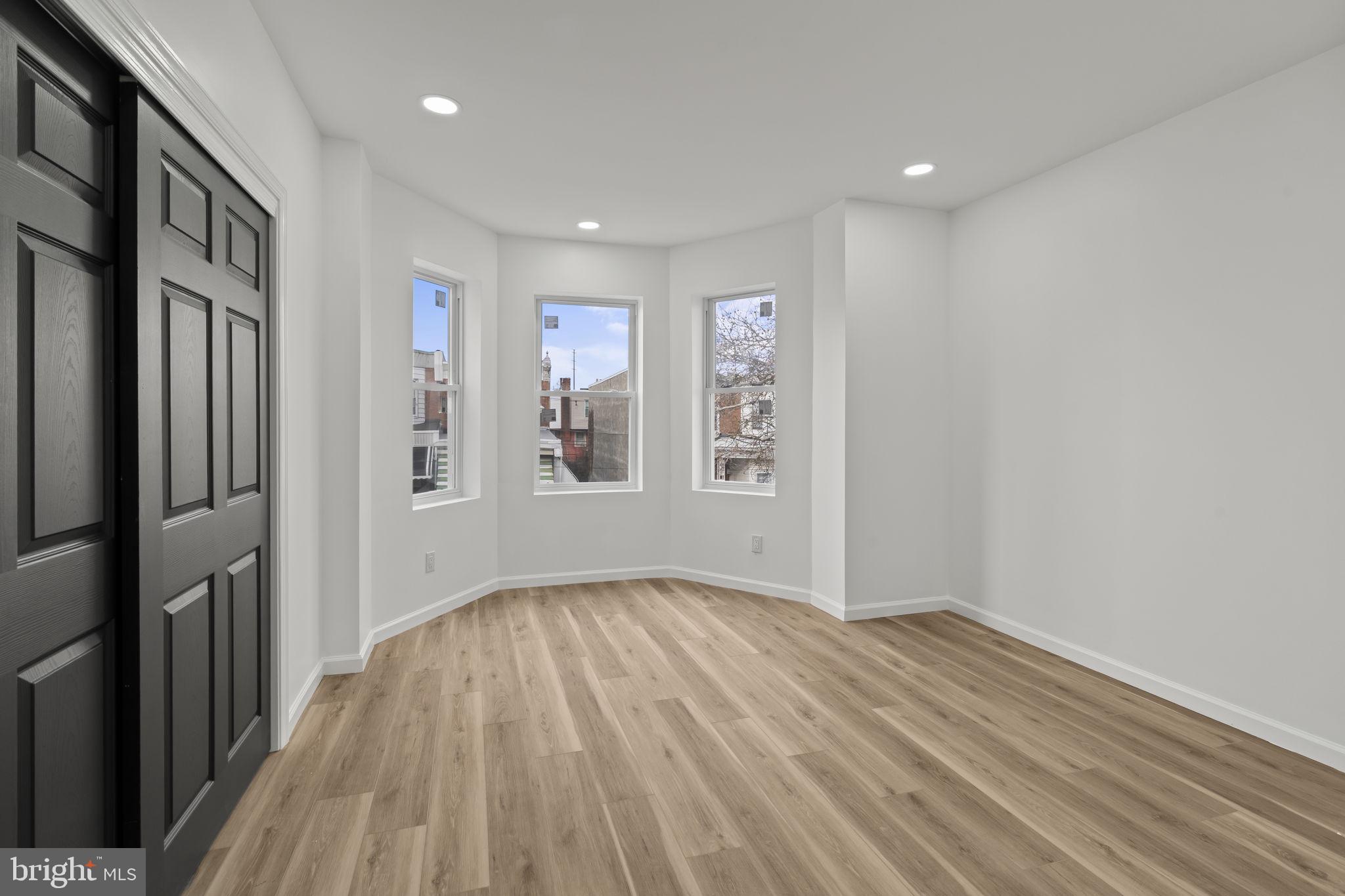 OVERBROOK - Residential