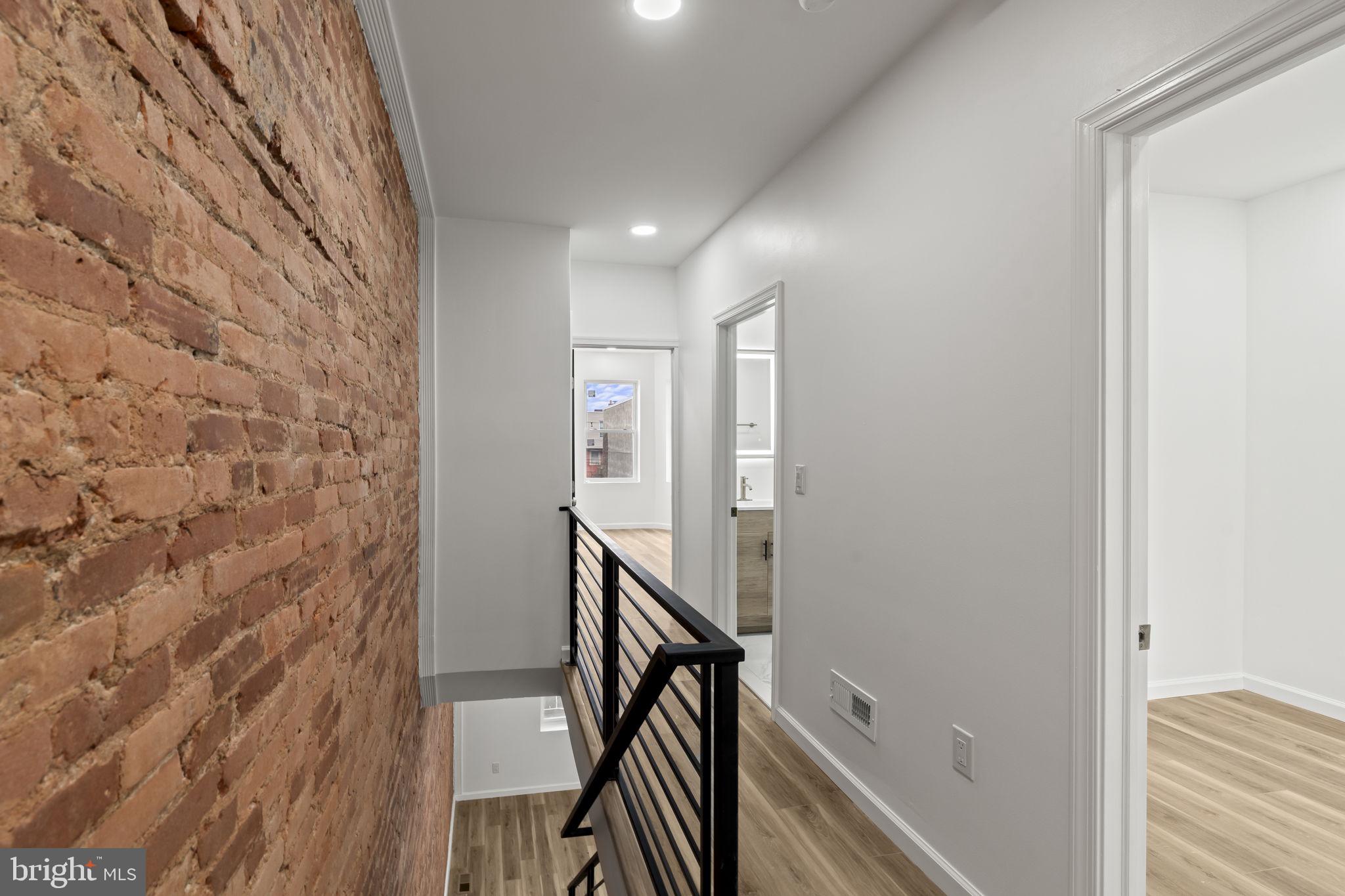 OVERBROOK - Residential