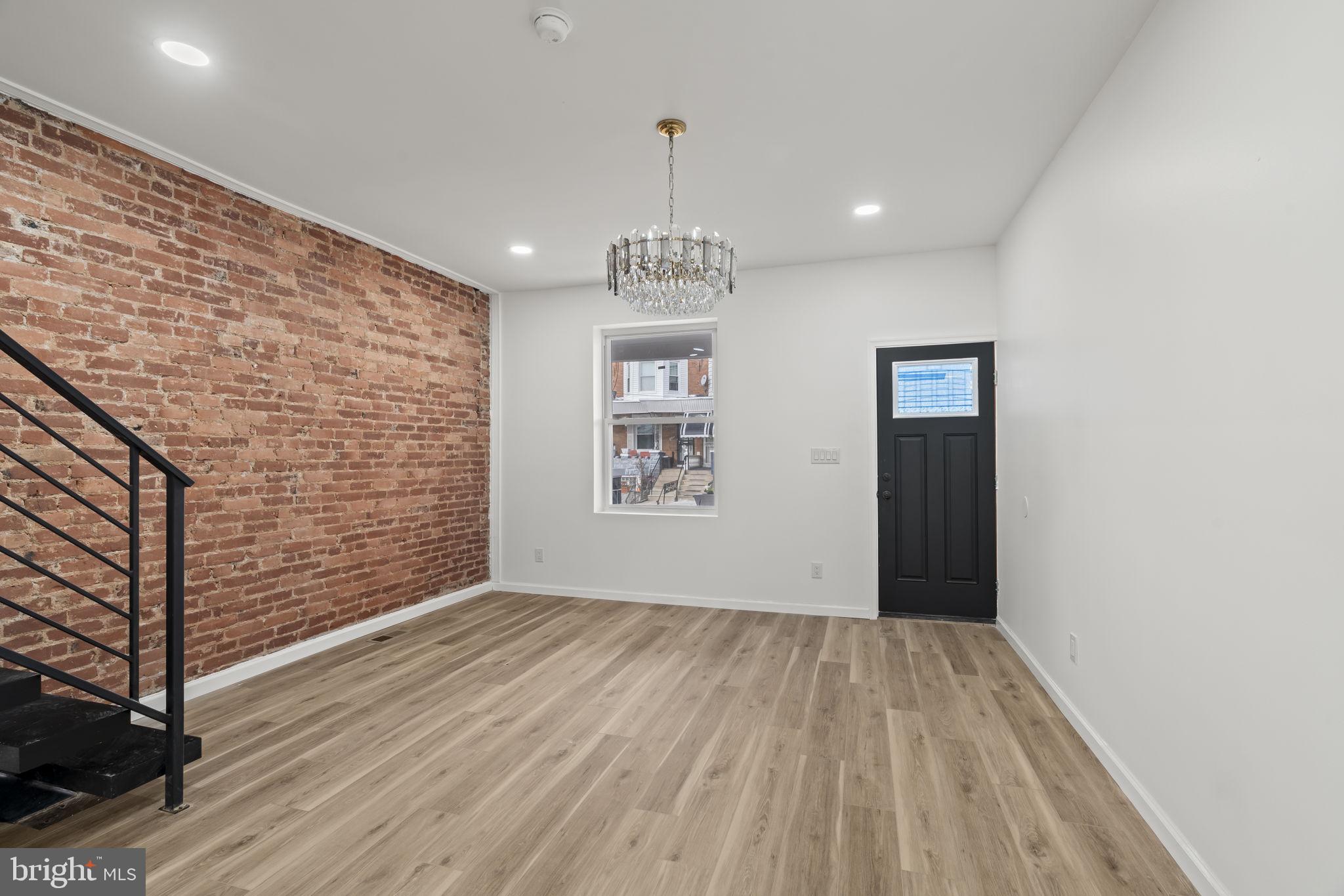 OVERBROOK - Residential