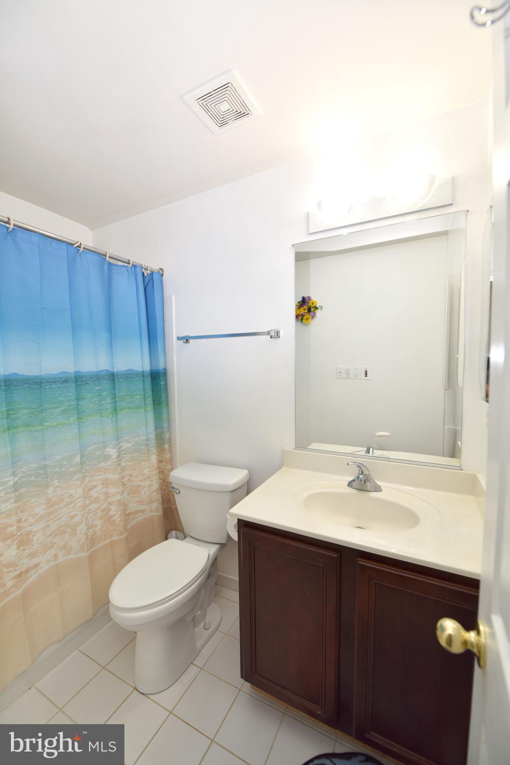 LAKE POINT ROUND HILL - Residential Lease