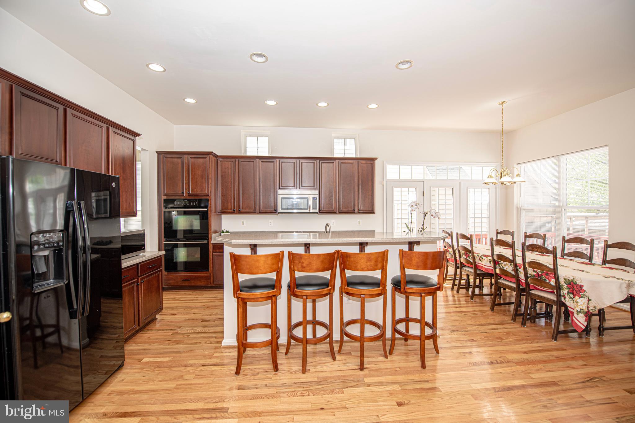 LAKE POINT ROUND HILL - Residential Lease