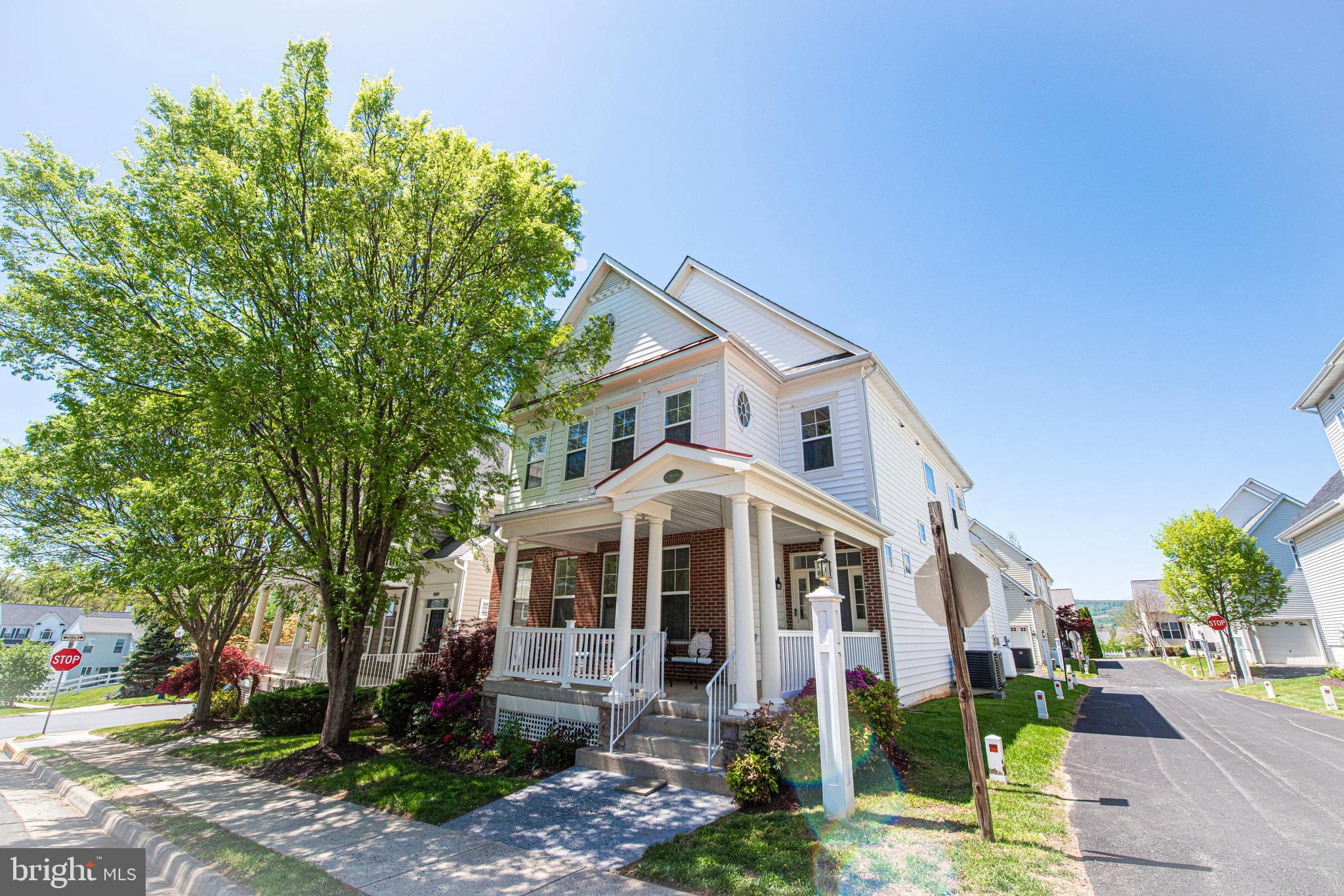 LAKE POINT ROUND HILL - Residential Lease