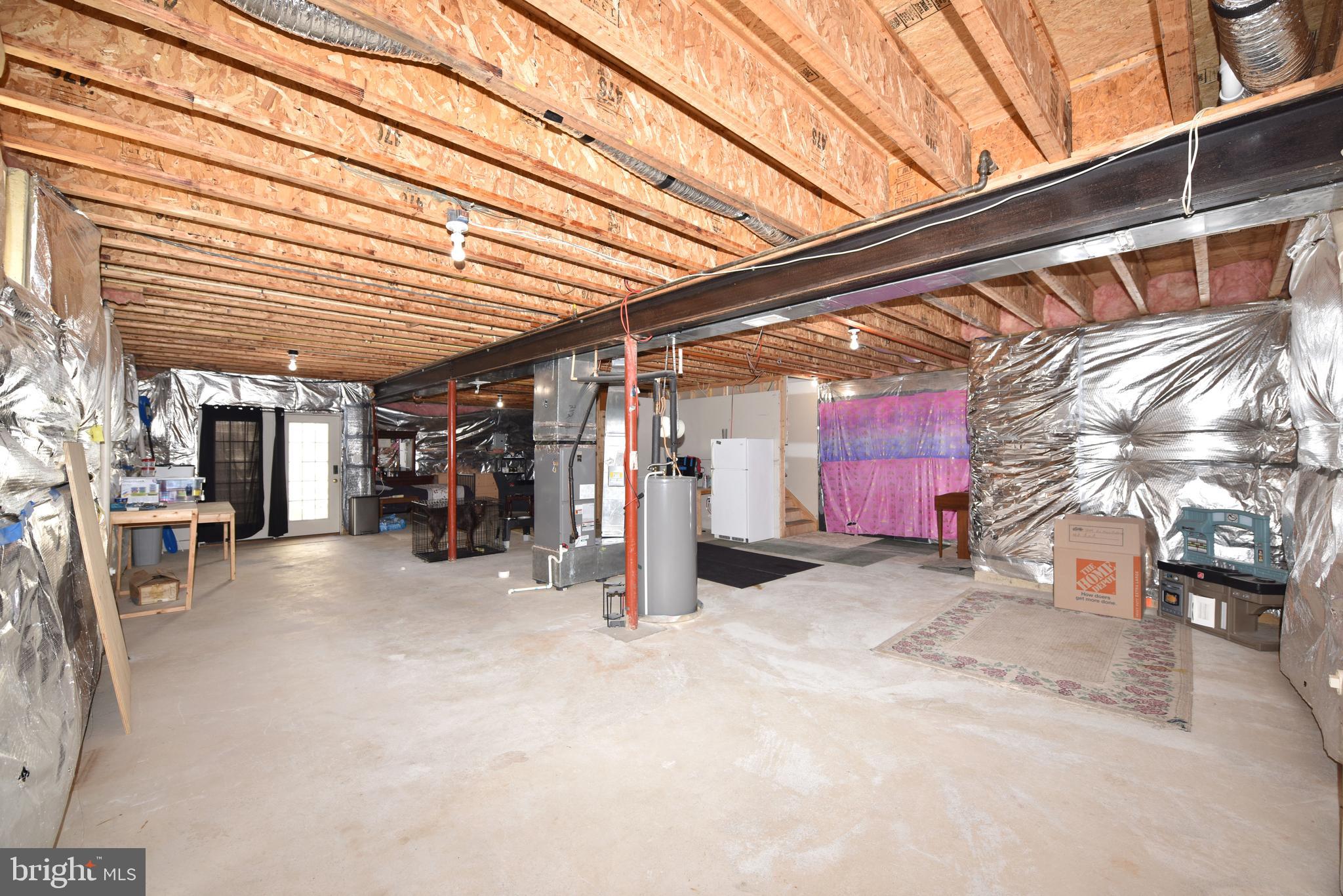 LAKE POINT ROUND HILL - Residential Lease